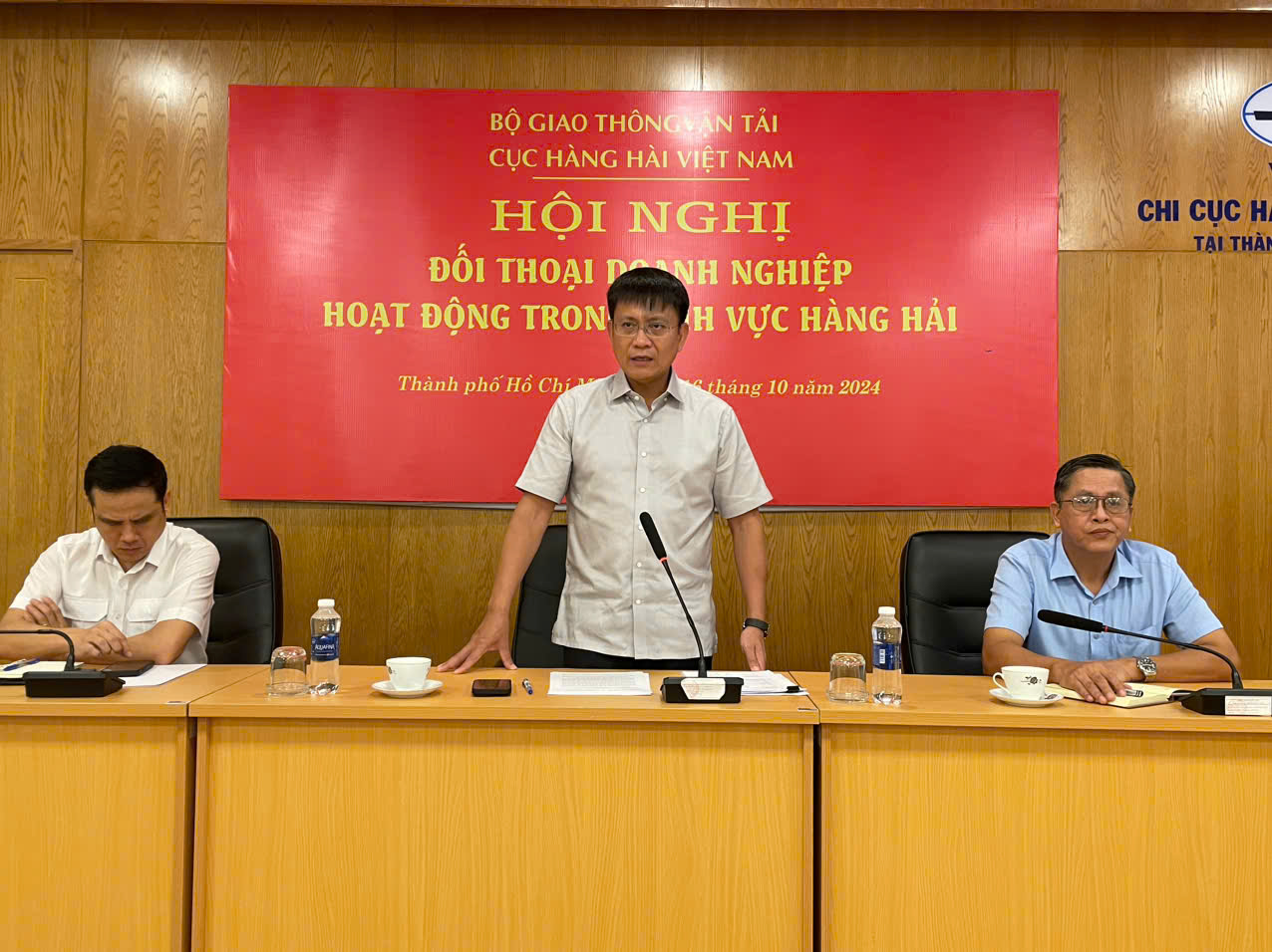 Nhiều vấn đề &ldquo;n&oacute;ng&rdquo; tại hội nghị đối thoại doanh nghiệp trong lĩnh vực h&agrave;ng hải- Ảnh 5.