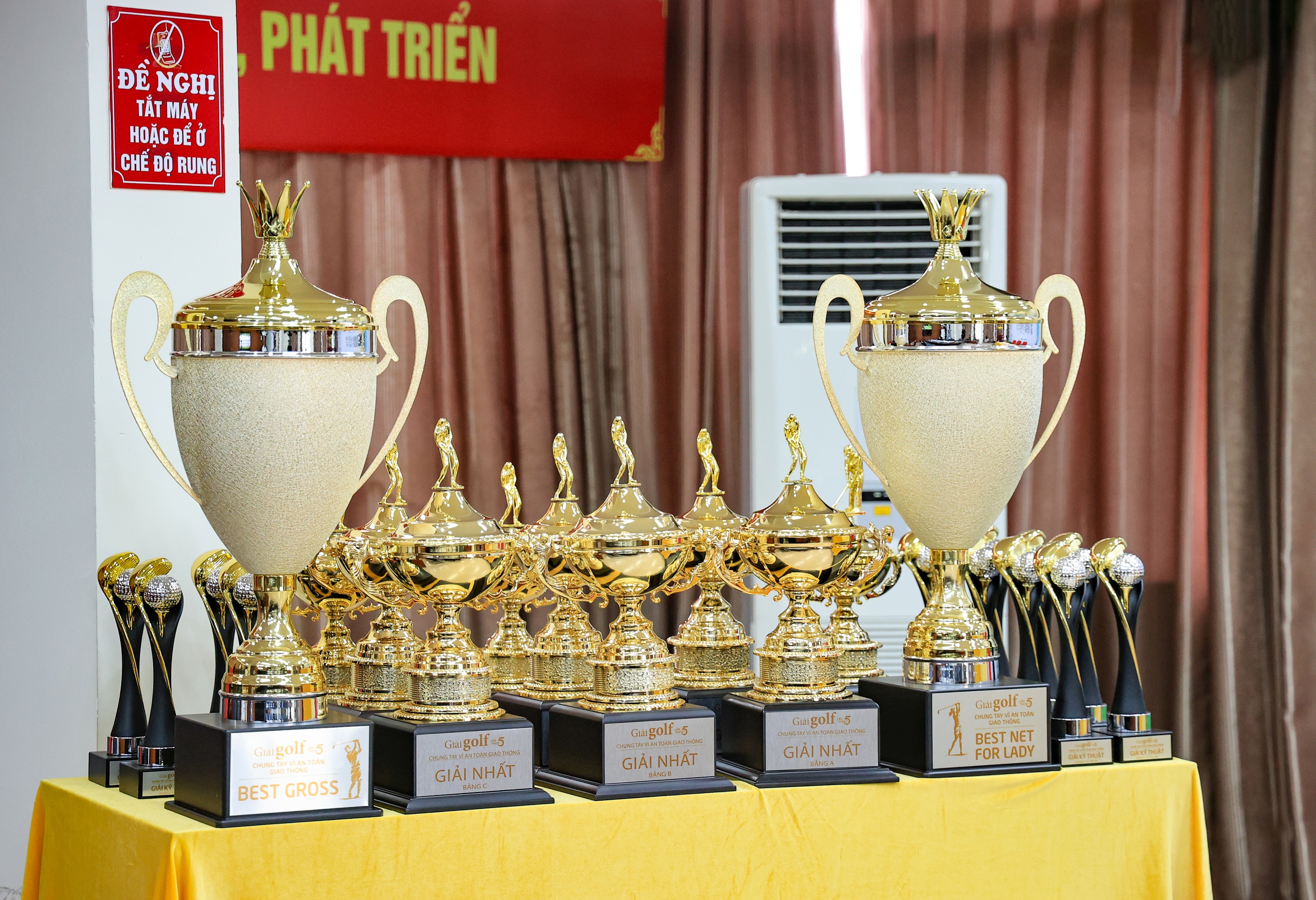 Giải Golf chung tay v&igrave; ATGT lần thứ 5: Viết tiếp những h&agrave;nh tr&igrave;nh nh&acirc;n &aacute;i- Ảnh 11.