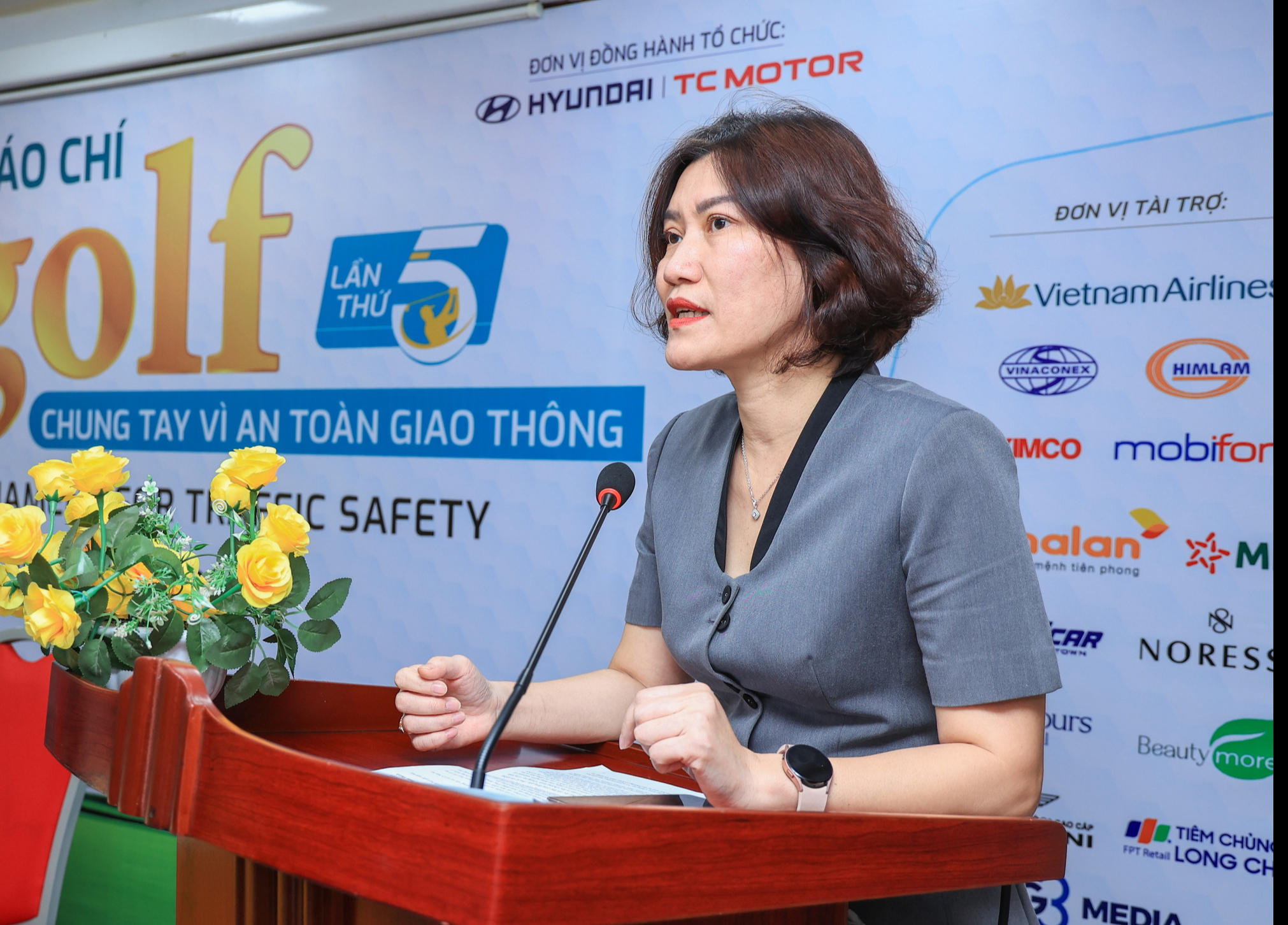 Giải Golf chung tay v&igrave; ATGT lần thứ 5: Viết tiếp những h&agrave;nh tr&igrave;nh nh&acirc;n &aacute;i- Ảnh 2.