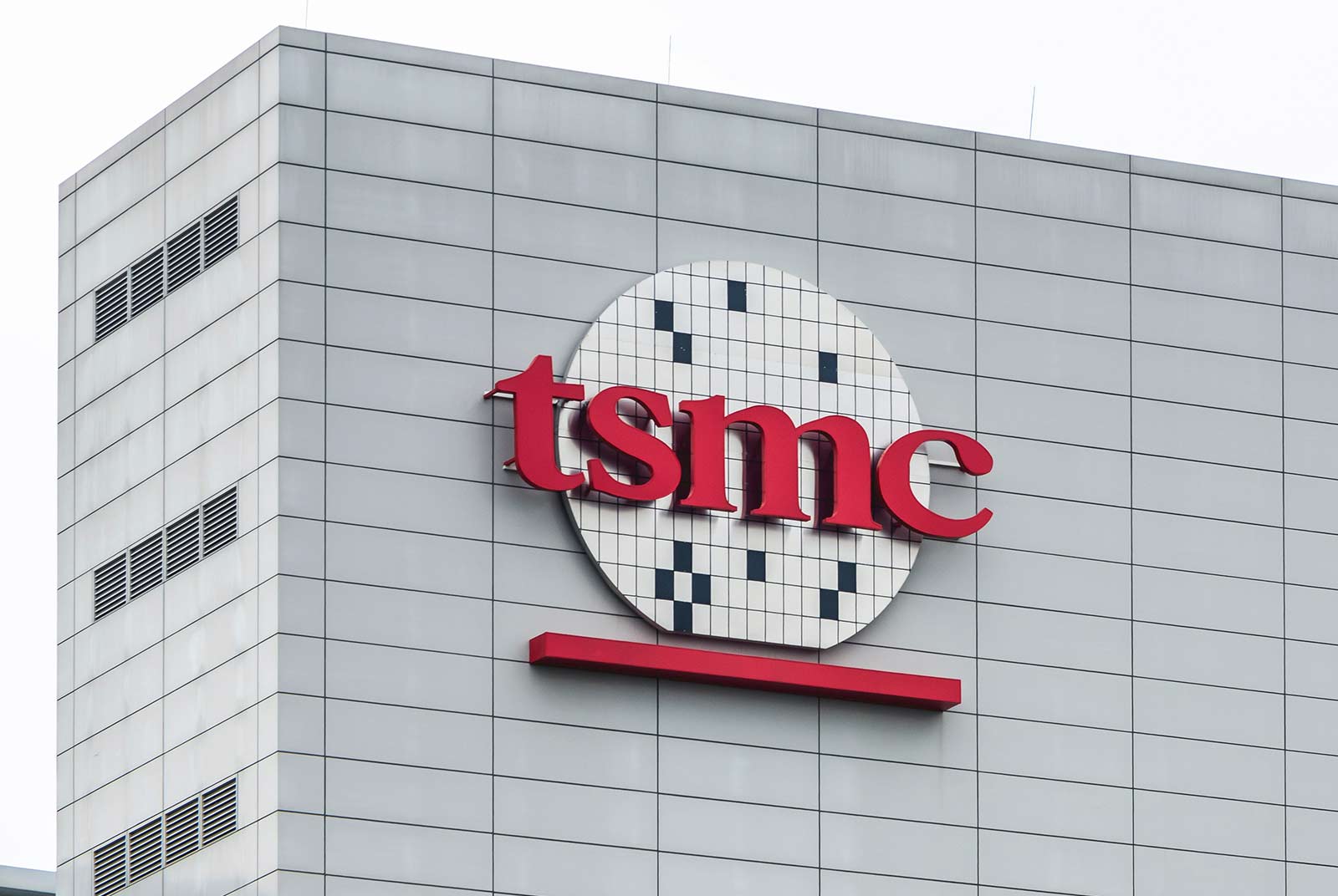 Nh&agrave; sản xuất chip lớn nhất thế giới TSMC tăng 54% lợi nhuận trong qu&yacute; III/2024- Ảnh 2.