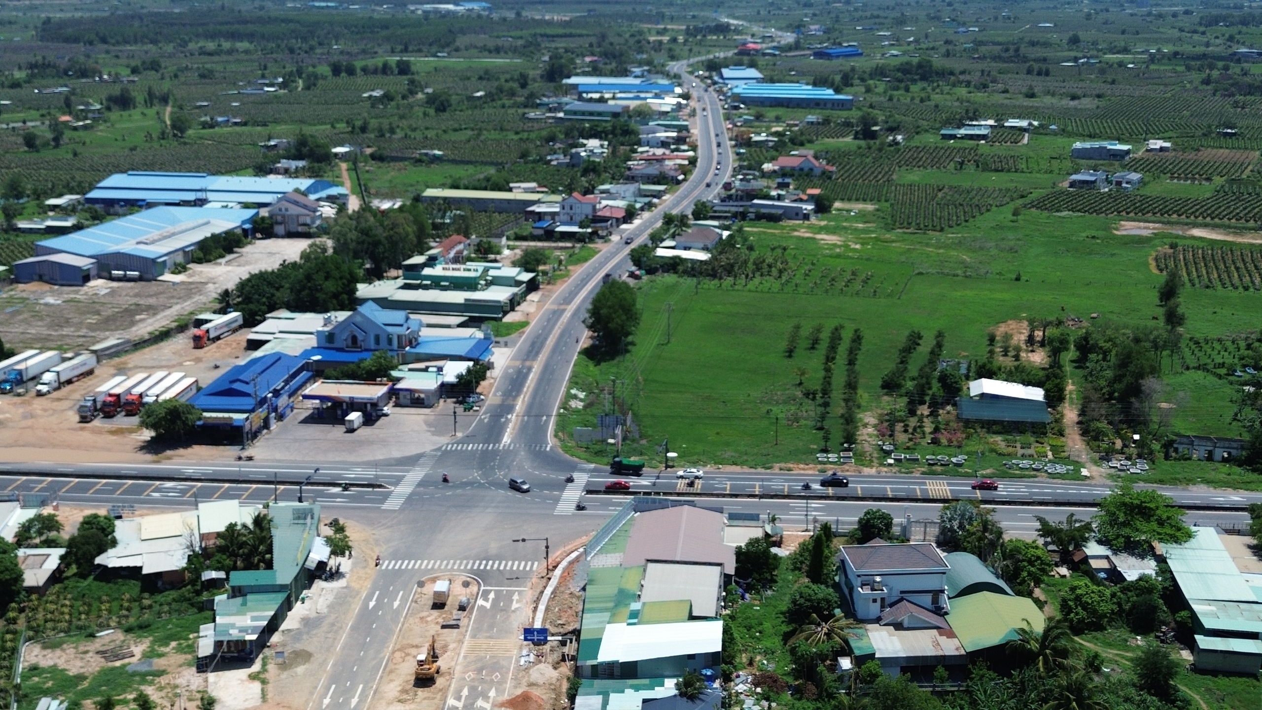 X&acirc;y cầu vượt tr&ecirc;n QL1, kết nối cao tốc Phan Thiết - Dầu Gi&acirc;y- Ảnh 1.