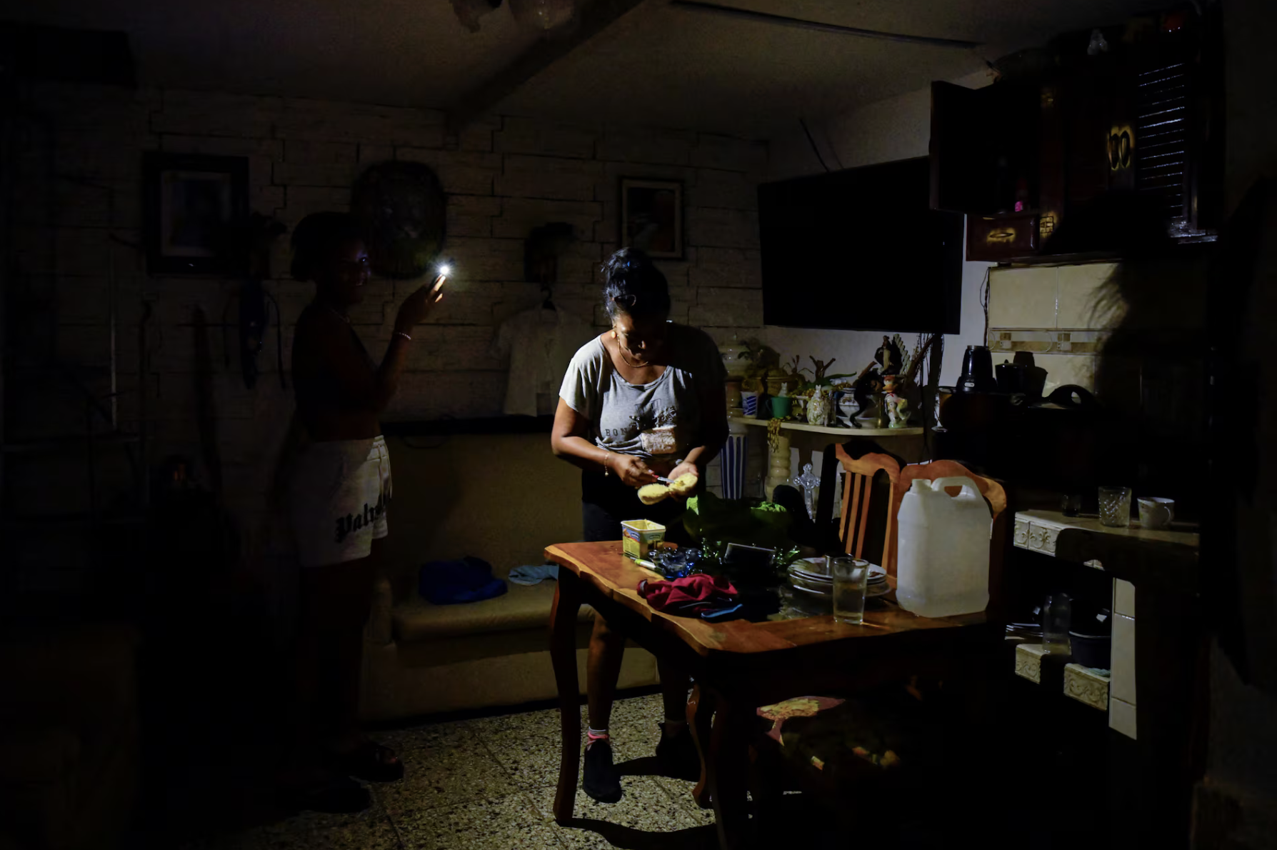 Th&ocirc;ng tin mới nhất về t&igrave;nh h&igrave;nh Cuba mất điện tr&ecirc;n cả nước- Ảnh 1.