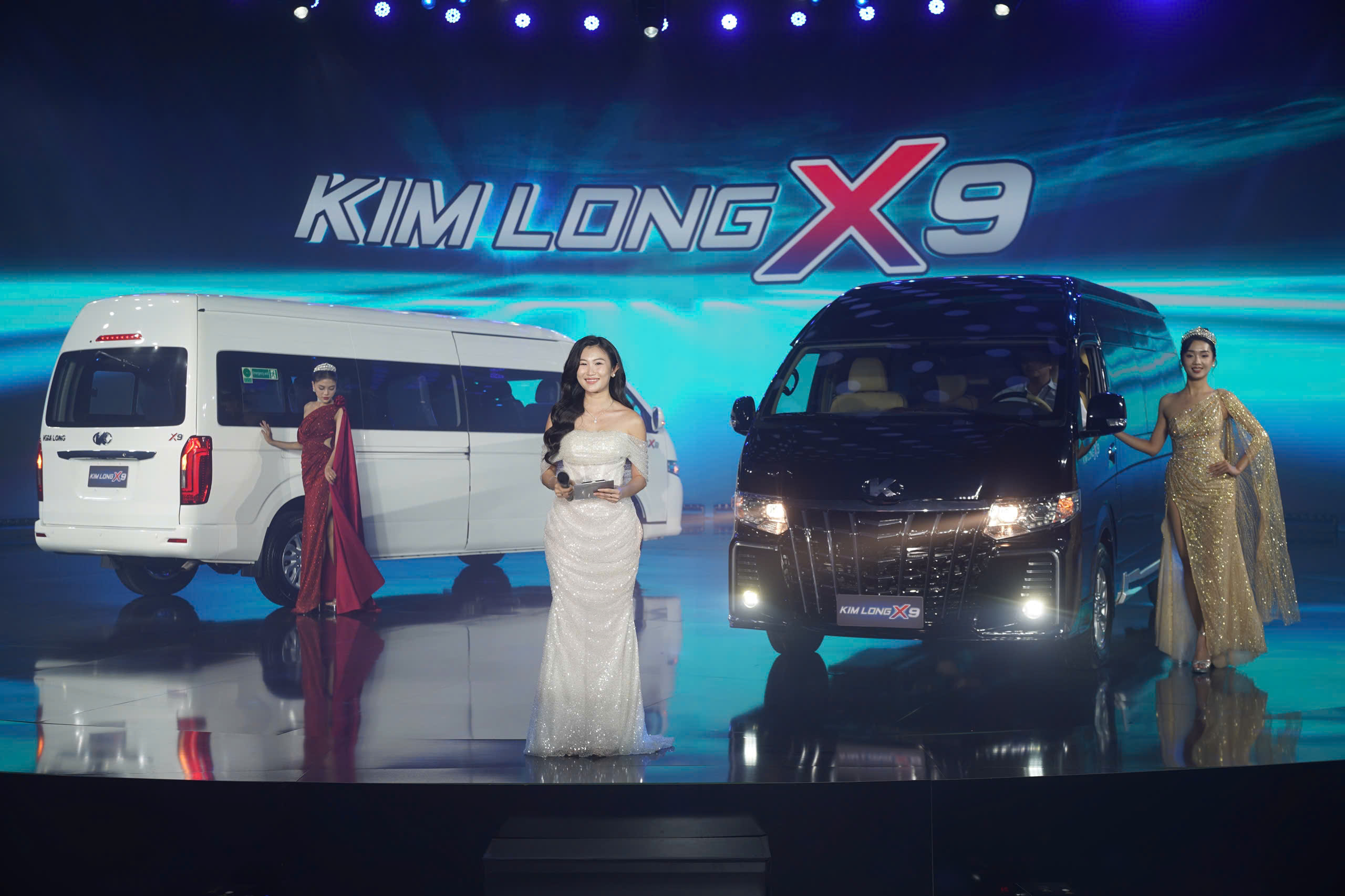 Xe minibus Kim Long X9 vừa ra mắt ở Huế c&oacute; g&igrave; đặc biệt?- Ảnh 2.