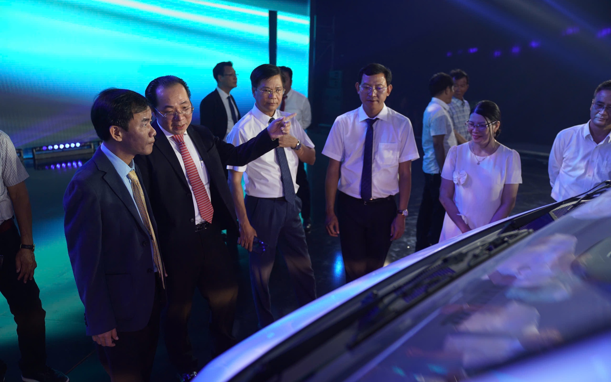 Xe minibus Kim Long X9 vừa ra mắt ở Huế c&oacute; g&igrave; đặc biệt?