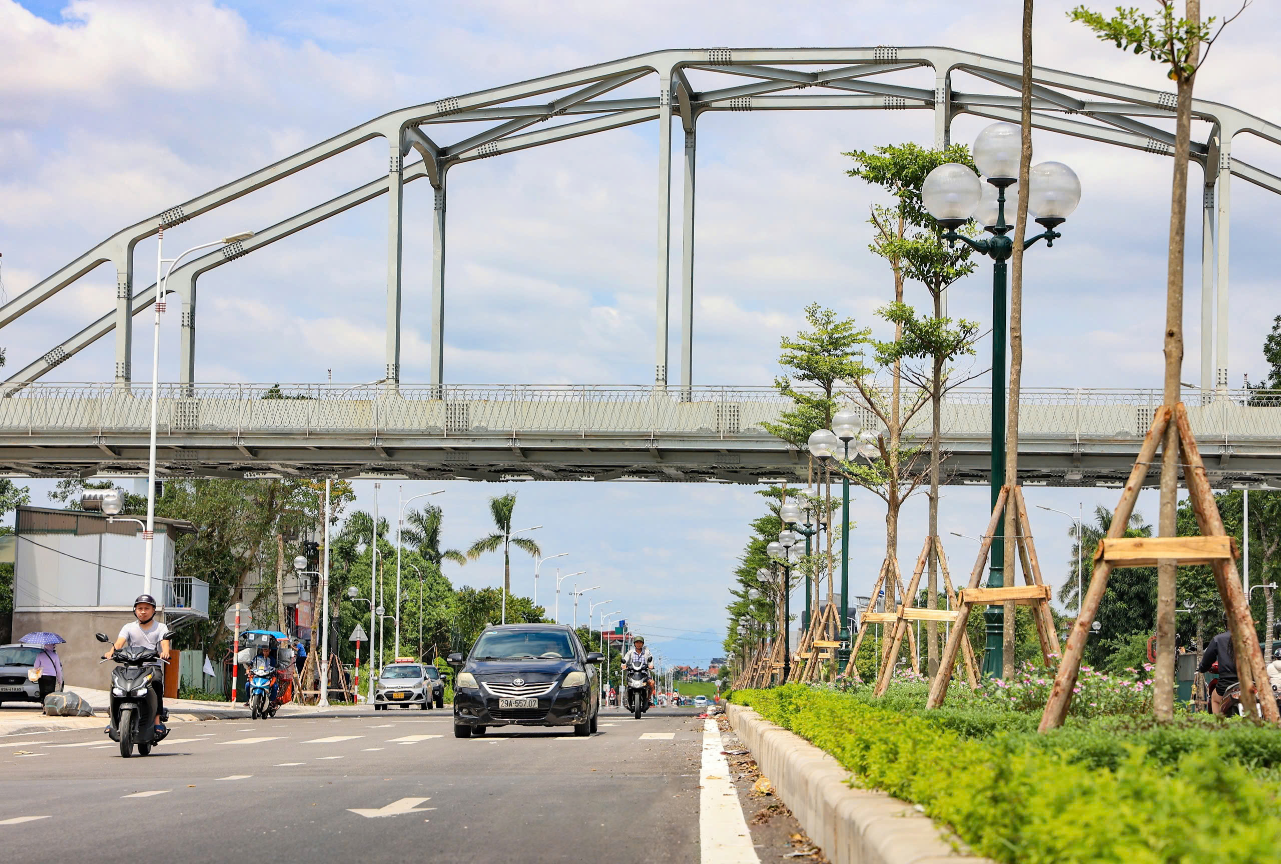 Ngắm tuyến đường hơn 1.200 tỷ ở Hà Nội trước ngày thông xe- Ảnh 9. Ngắm tuyến đường hơn 1.200 tỷ ở Hà Nội trước ngày thông xe- Ảnh 9.