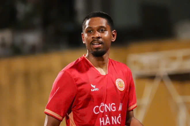 Tuyển Việt Nam c&oacute; th&ecirc;m sao Việt kiều đẳng cấp tại AFF Cup 2024?- Ảnh 1.