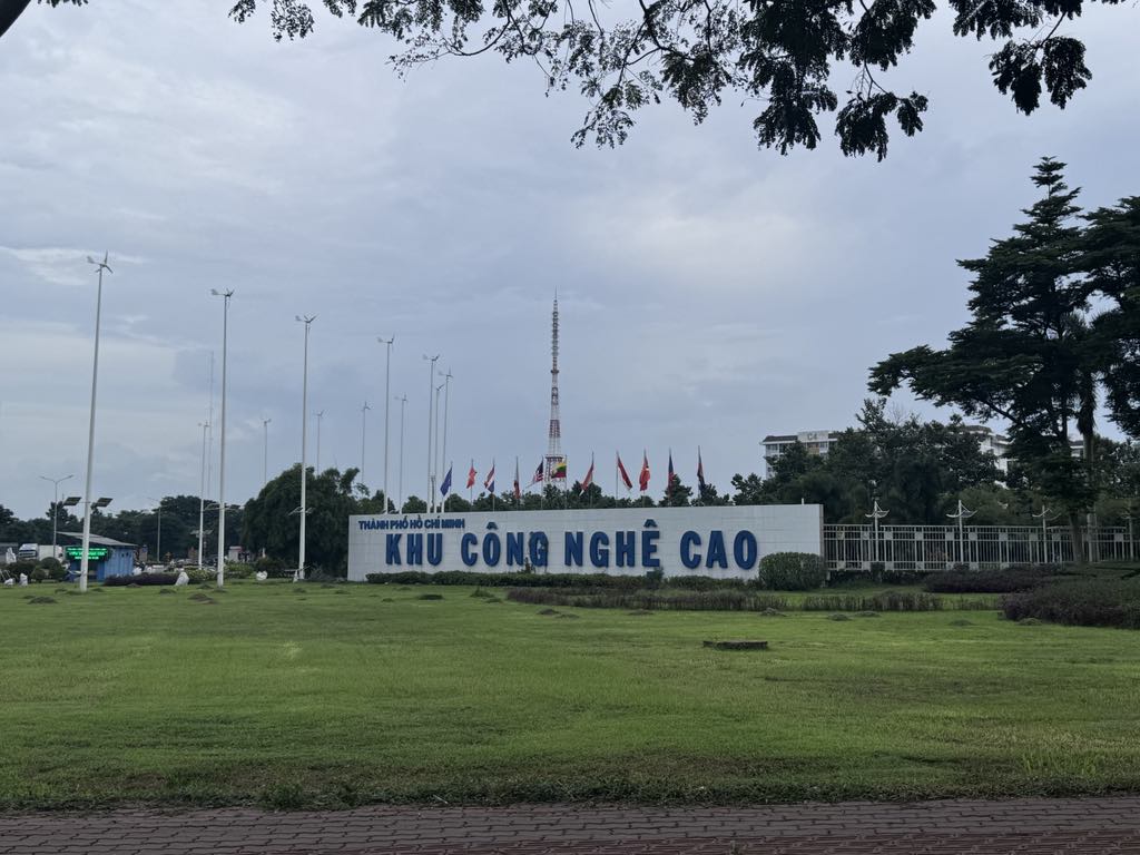 Nhiều c&aacute;n bộ ở TP.HCM bị kỷ luật- Ảnh 1.