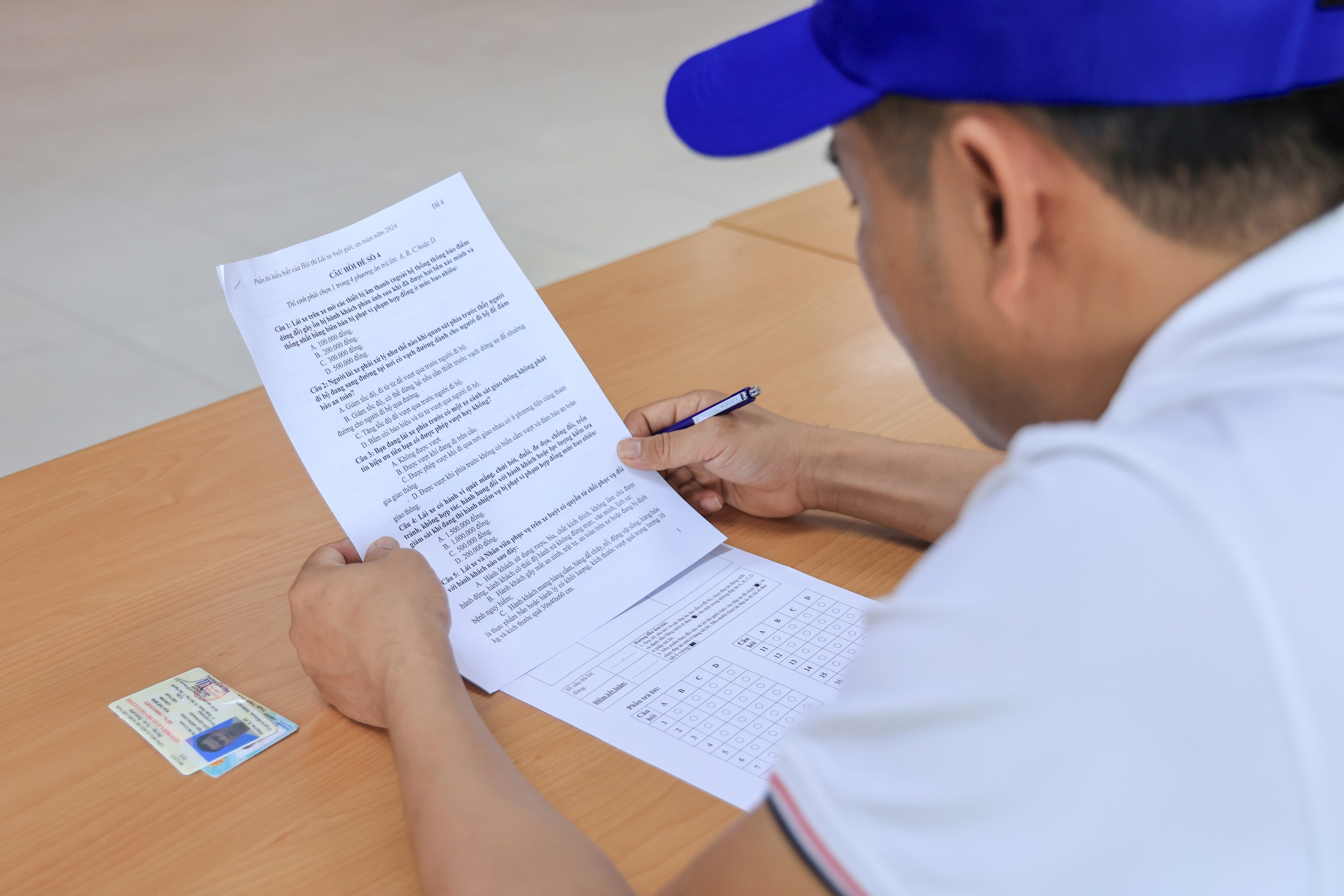 64 t&agrave;i xế tranh t&agrave;i, khoe kỹ năng l&aacute;i xe bu&yacute;t giỏi, an to&agrave;n- Ảnh 3.