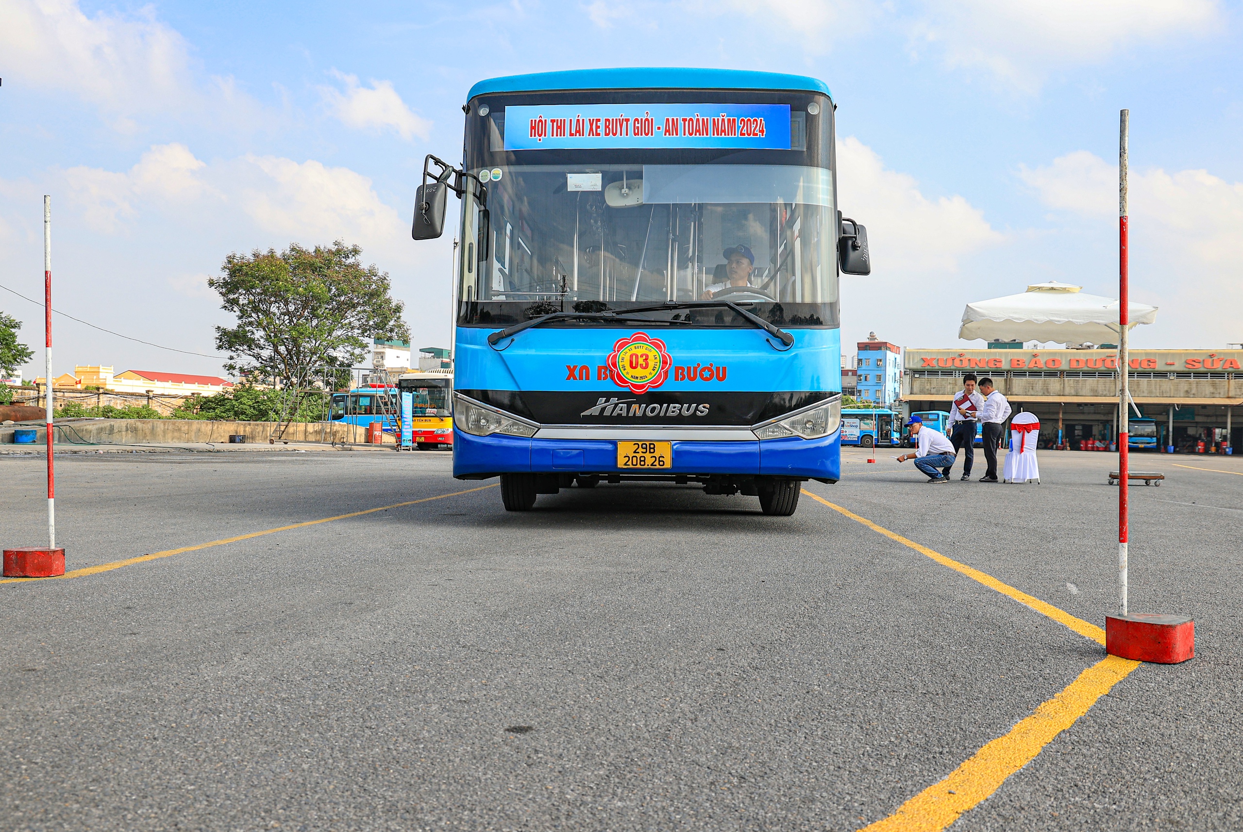 64 t&agrave;i xế tranh t&agrave;i, khoe kỹ năng l&aacute;i xe bu&yacute;t giỏi, an to&agrave;n- Ảnh 7.