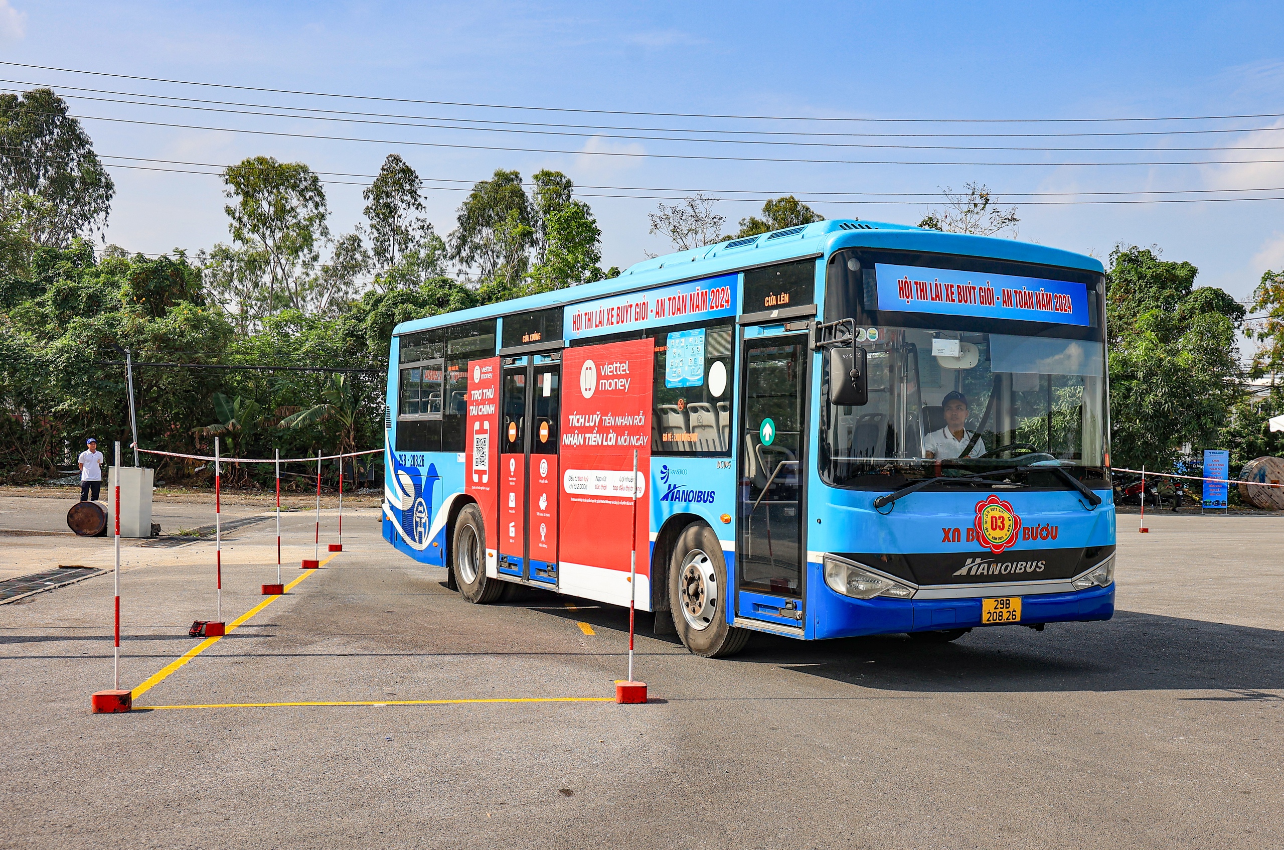 64 t&agrave;i xế tranh t&agrave;i, khoe kỹ năng l&aacute;i xe bu&yacute;t giỏi, an to&agrave;n- Ảnh 9.