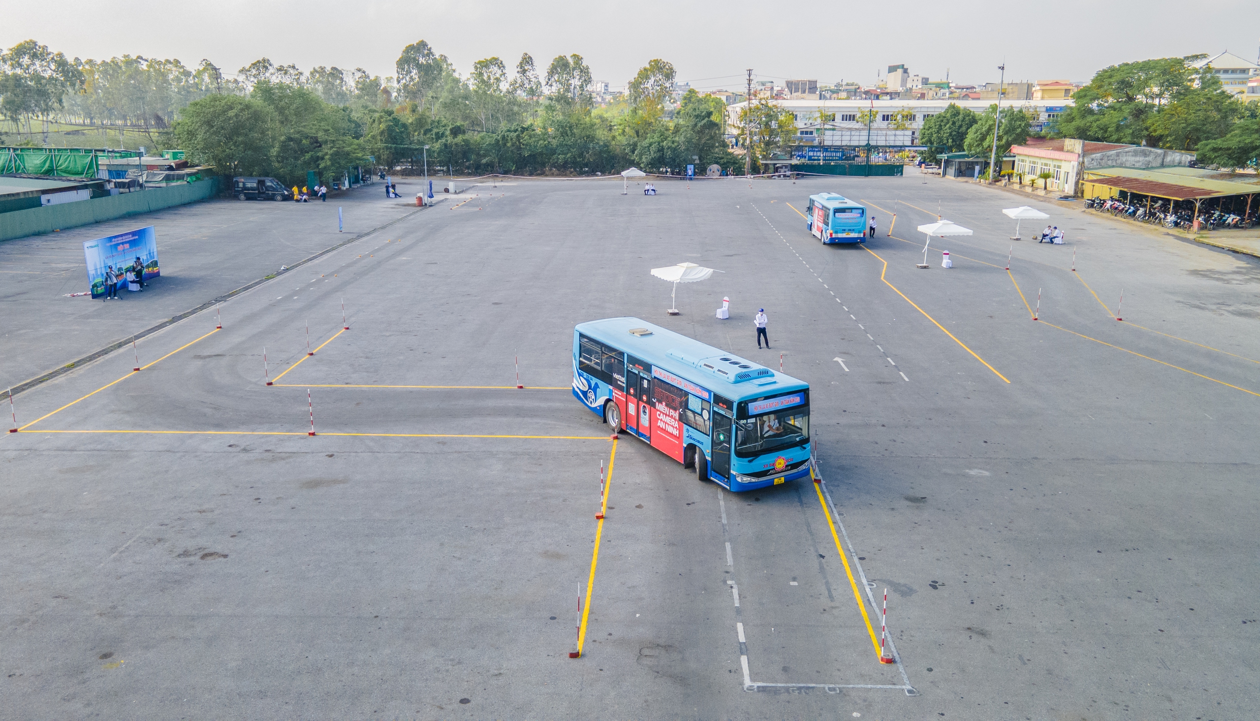 64 t&agrave;i xế tranh t&agrave;i, khoe kỹ năng l&aacute;i xe bu&yacute;t giỏi, an to&agrave;n- Ảnh 11.