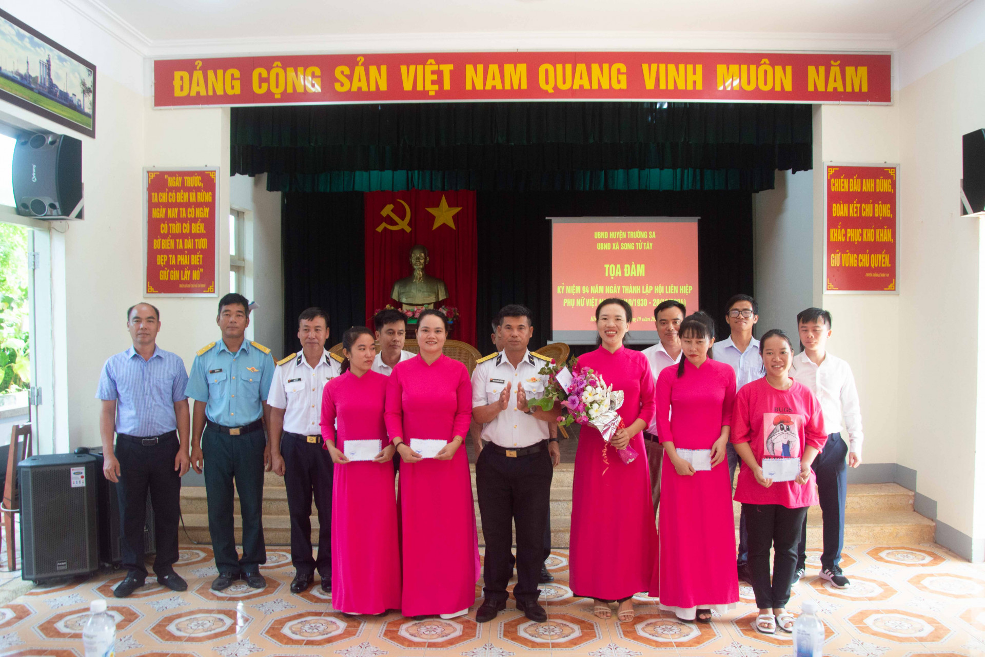 Ng&agrave;y Phụ nữ Việt Nam tr&ecirc;n quần đảo Trường Sa- Ảnh 5.