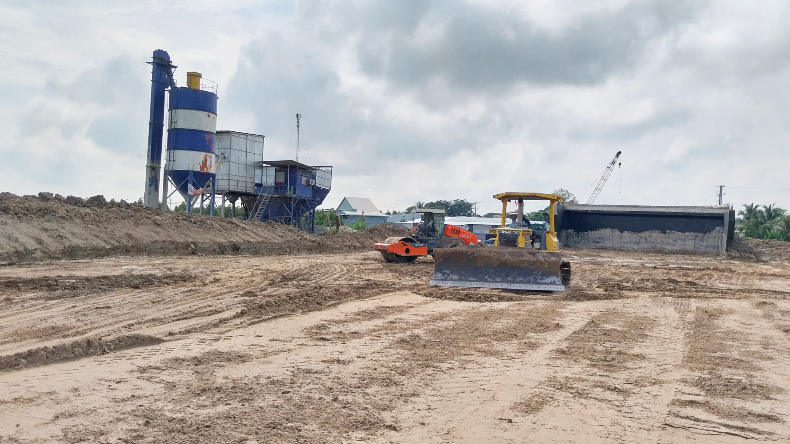 Giải ph&aacute;p thay thế c&aacute;t gia tải nền đường tr&ecirc;n cao tốc trục ngang miền T&acirc;y- Ảnh 1.