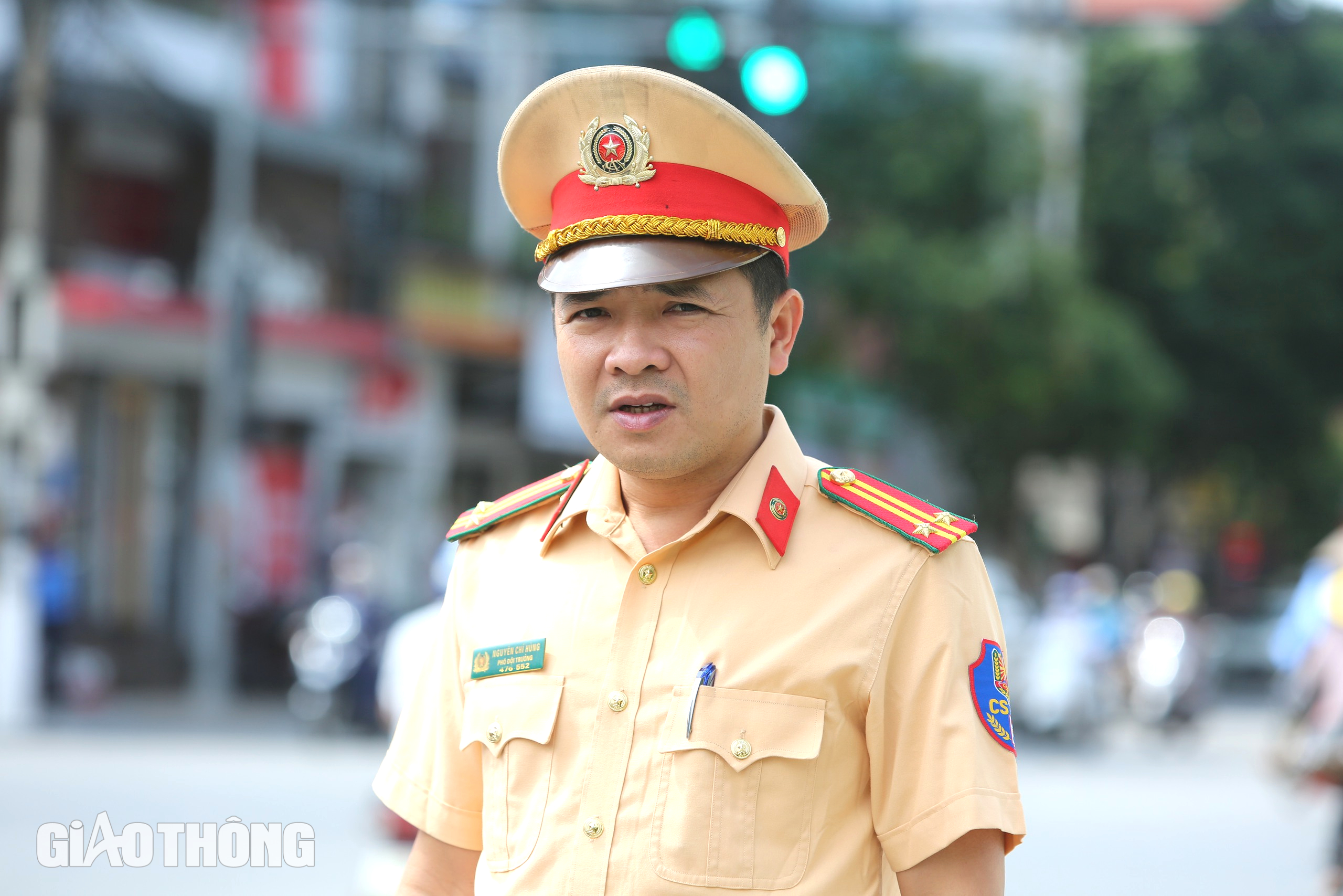 Cắm chốt ở ngã ba, ngã tư xử lý học sinh vi phạm- Ảnh 8. Cắm chốt ở ngã ba, ngã tư xử lý học sinh vi phạm- Ảnh 8.