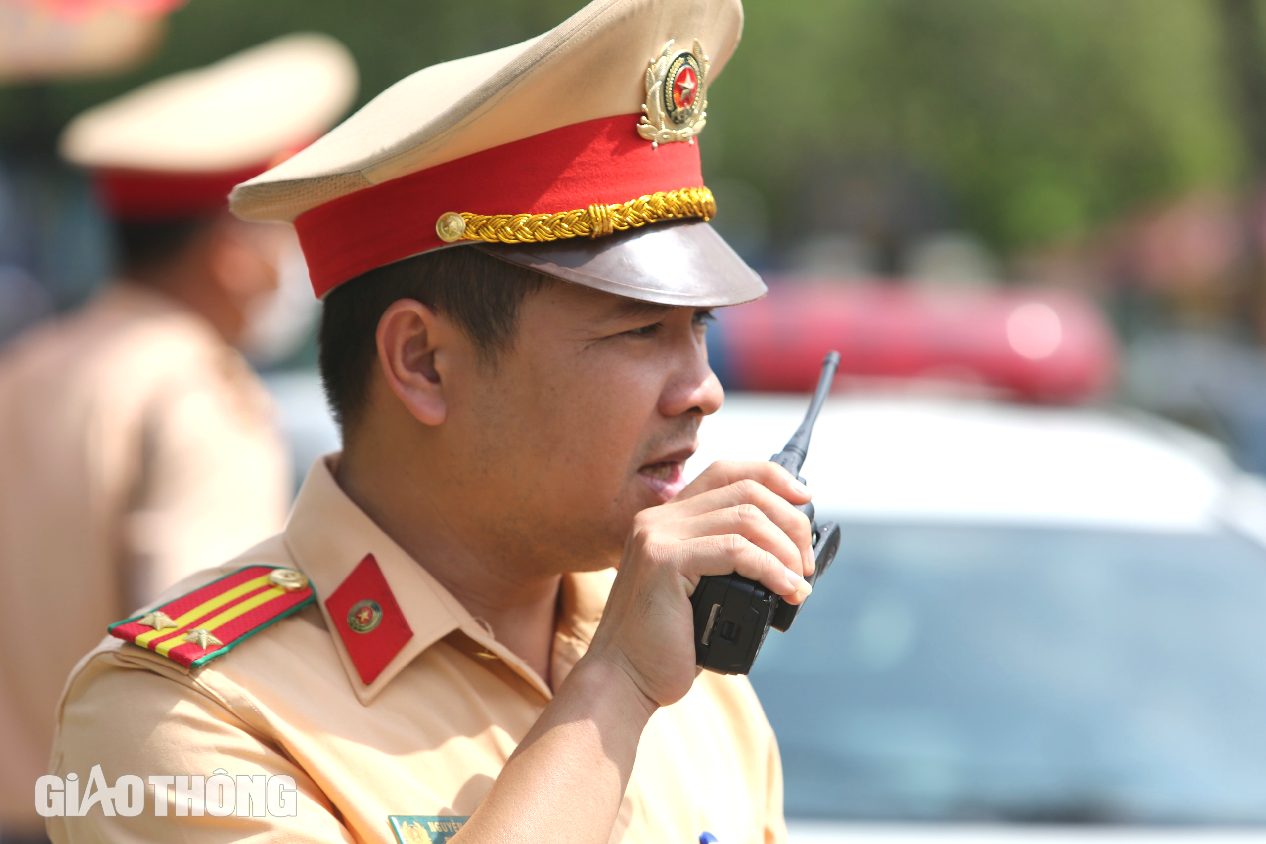 Cắm chốt ở ngã ba, ngã tư xử lý học sinh vi phạm- Ảnh 3. Cắm chốt ở ngã ba, ngã tư xử lý học sinh vi phạm- Ảnh 3.