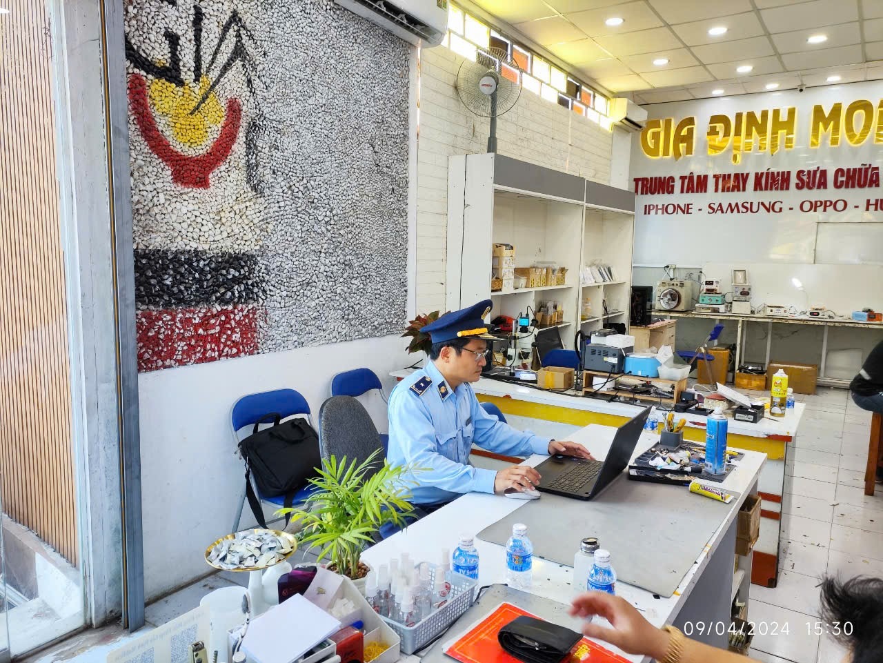 Tiền Giang: Xử l&yacute;, thu phạt gần 1,7 tỷ đồng do vi phạm tr&ecirc;n nền tảng thương mại điện tử- Ảnh 1.