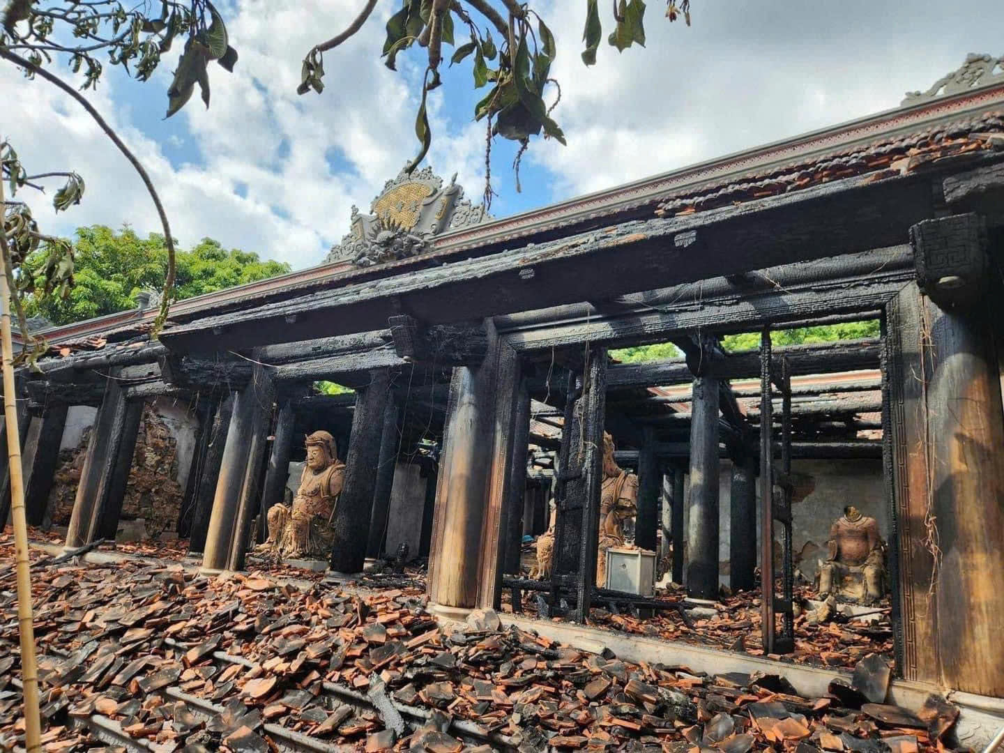 Th&ocirc;ng tin mới vụ ch&aacute;y ch&ugrave;a Phổ Quang ở Ph&uacute; Thọ- Ảnh 3.
