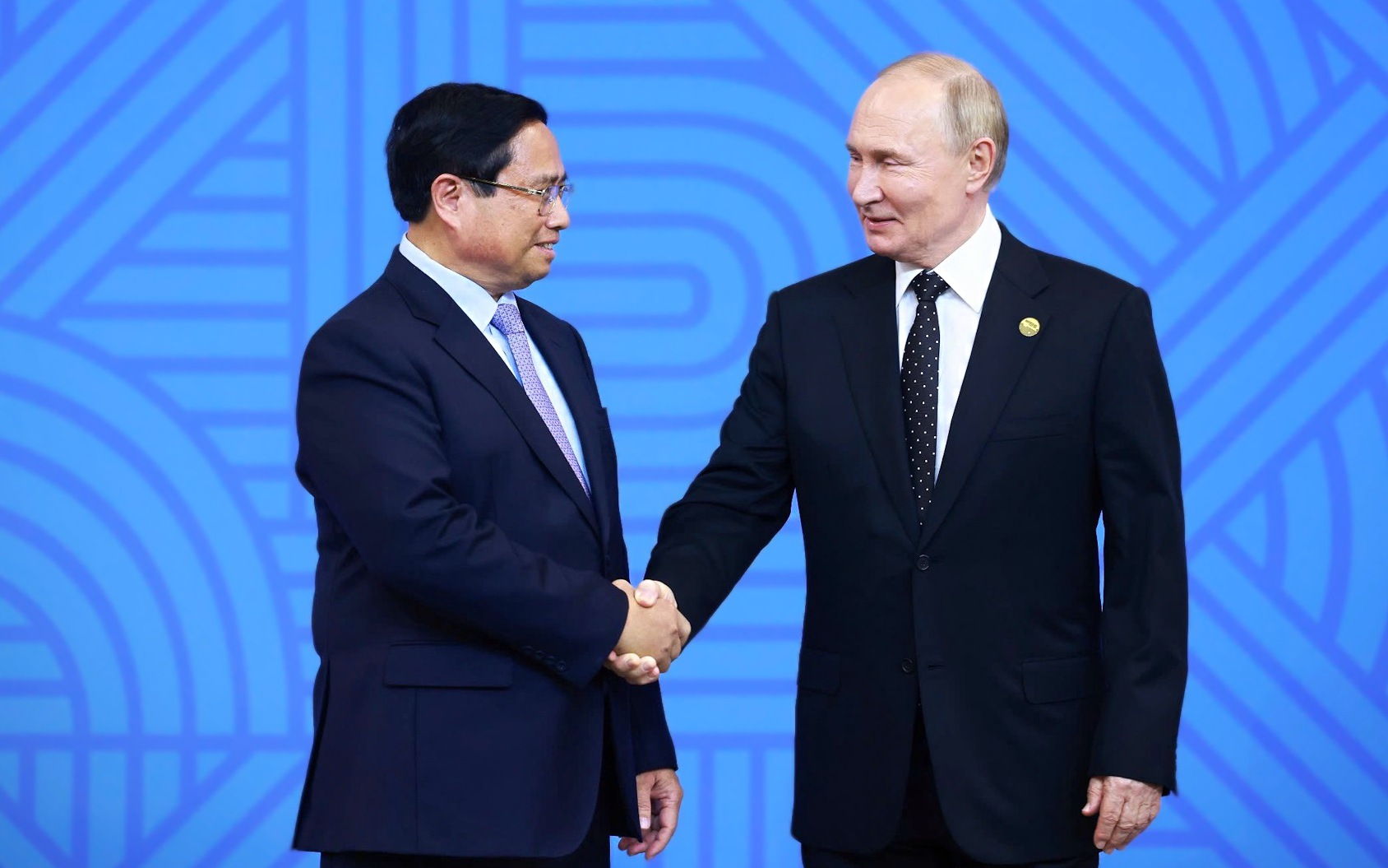 Tổng thống Nga đ&oacute;n Thủ tướng Phạm Minh Ch&iacute;nh dự Hội nghị BRICS mở rộng