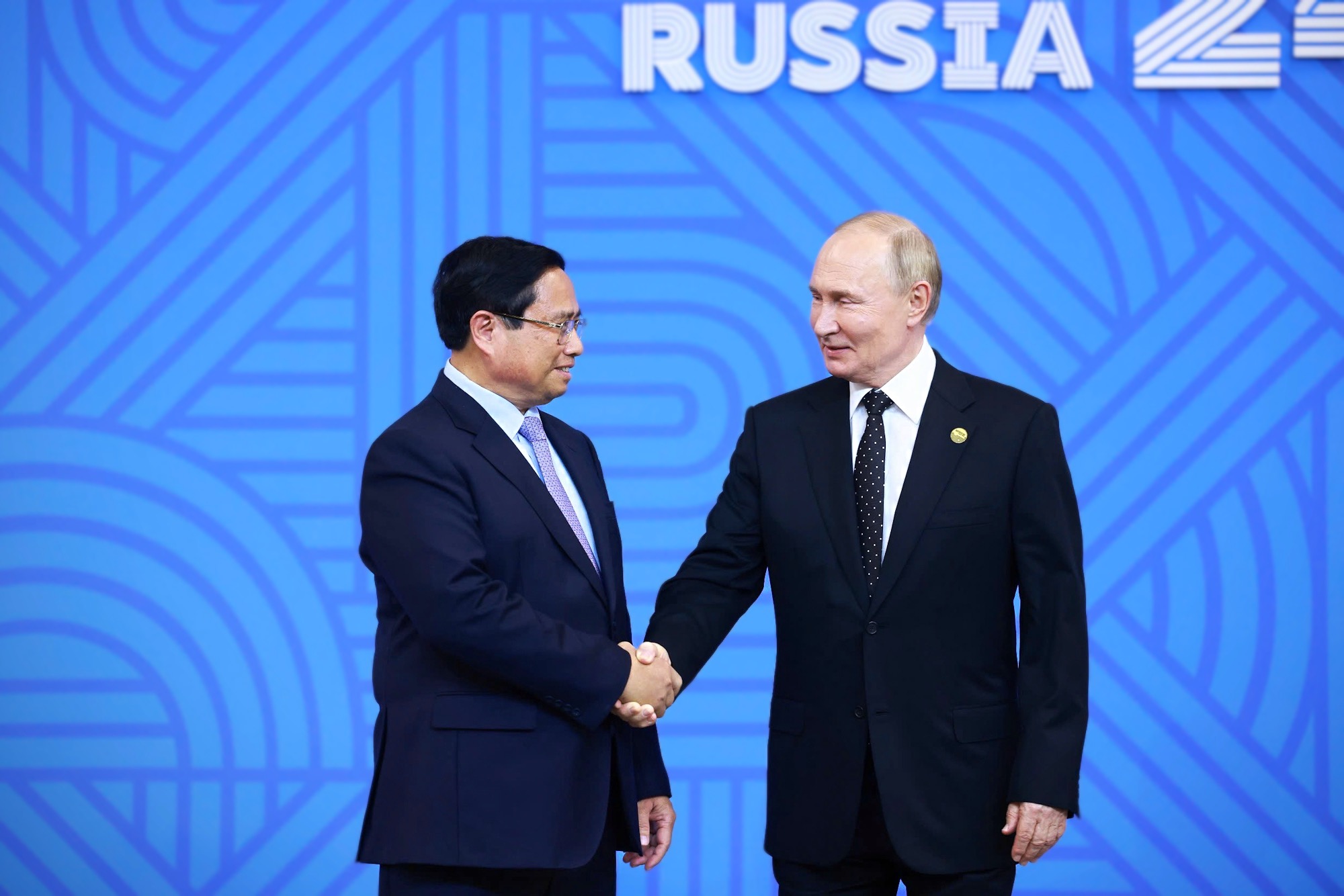 Tổng thống Nga đ&oacute;n Thủ tướng Phạm Minh Ch&iacute;nh dự Hội nghị BRICS mở rộng- Ảnh 1.