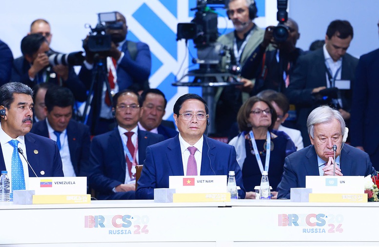 Thủ tướng Phạm Minh Ch&iacute;nh chia sẻ th&ocirc;ng điệp quan trọng tại Hội nghị BRICS mở rộng- Ảnh 2.