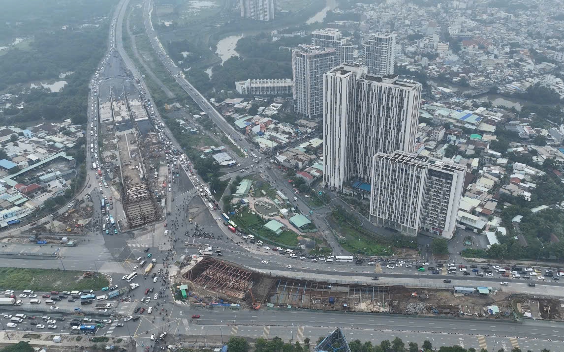 N&uacute;t giao An Ph&uacute; c&oacute; tiến độ tốt nhưng vẫn vướng hơn 22.000m2 mặt bằng