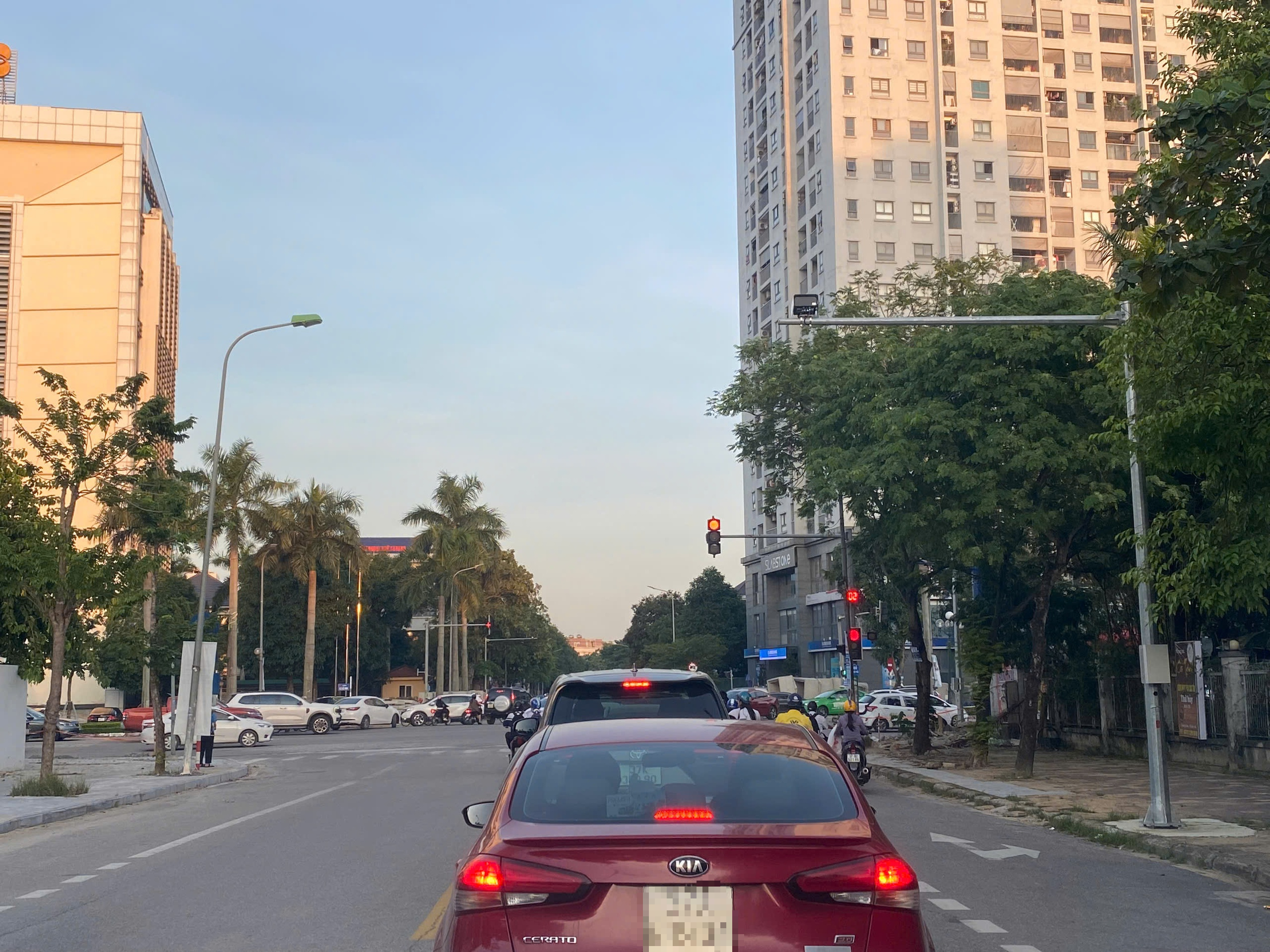 Nghệ An: Nghiệm thu hơn 600 &ldquo;mắt thần&rdquo; gi&aacute;m s&aacute;t, xử l&yacute; ANTT v&agrave; ATGT- Ảnh 3.