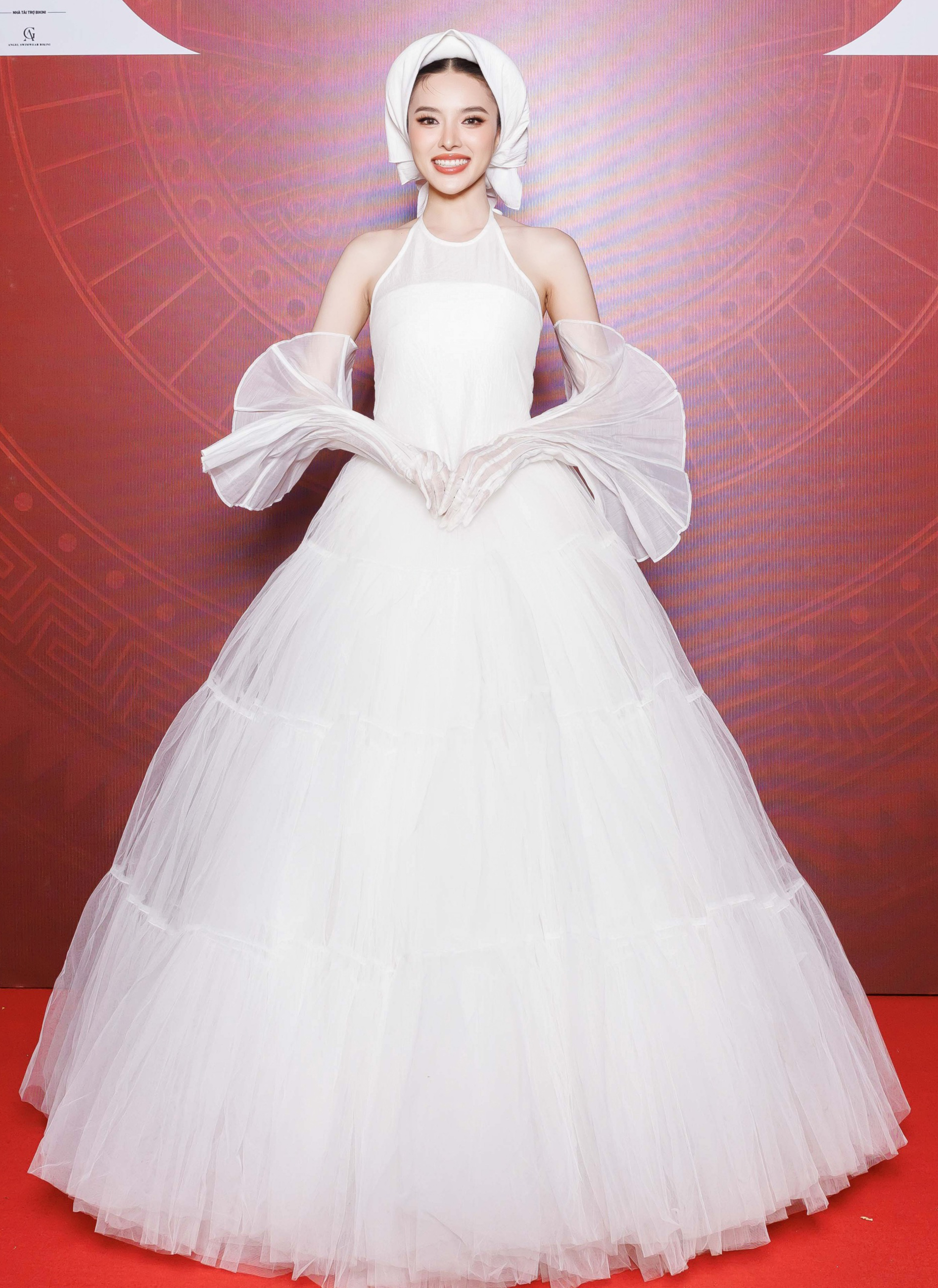 D&agrave;n mỹ nh&acirc;n thả d&aacute;ng tr&ecirc;n thảm đỏ Hoa hậu Quốc gia Việt Nam 2024- Ảnh 5.