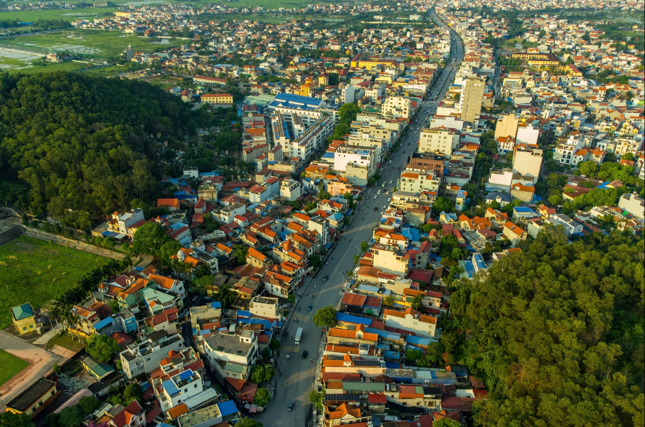 Hải Ph&ograve;ng: Mở rộng kh&ocirc;ng gian đ&ocirc; thị, r&uacute;t ngắn khoảng c&aacute;ch th&agrave;nh thị với n&ocirc;ng th&ocirc;n- Ảnh 3.