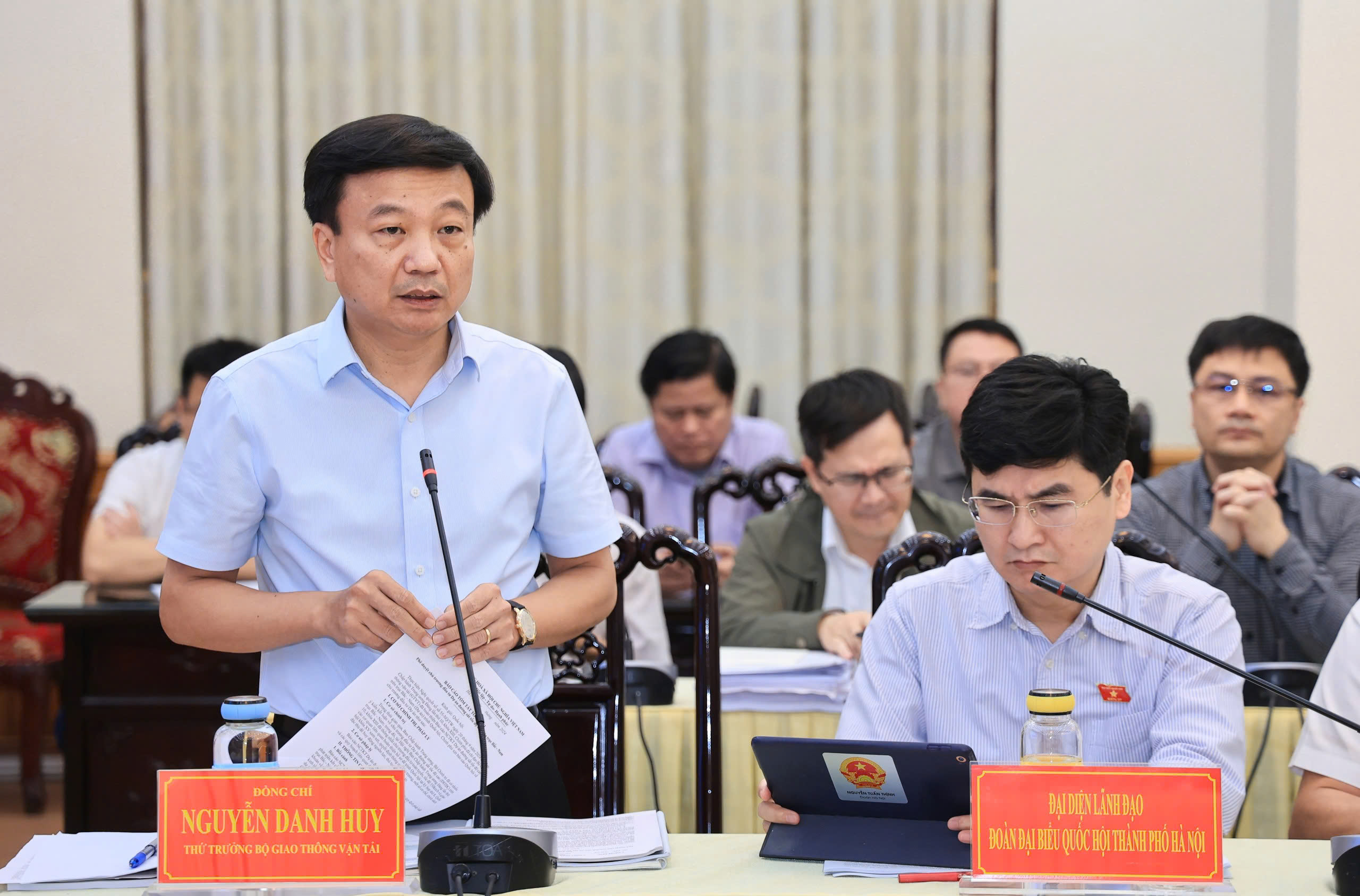 Đo&agrave;n c&ocirc;ng t&aacute;c Quốc hội khảo s&aacute;t thực tế dự &aacute;n đường sắt tốc độ cao Bắc - Nam- Ảnh 2.