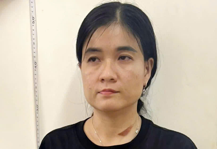 Khởi tố người phụ nữ giết bạn trai bằng xyanua, lao xe xuống vực phi tang thi thể- Ảnh 1.