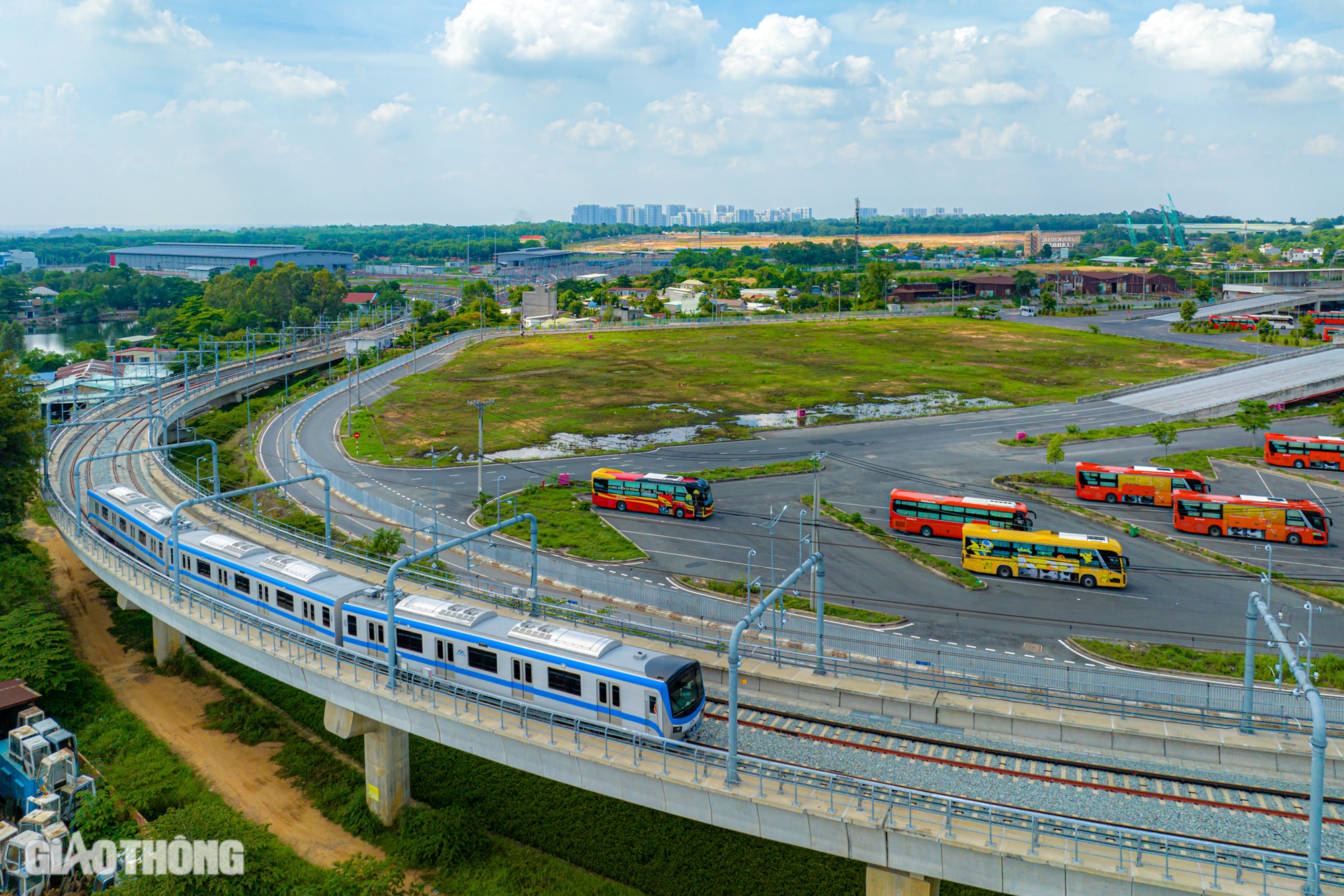 TP.HCM: Metro số 1 chạy đua 50 ng&agrave;y đ&ecirc;m về đ&iacute;ch- Ảnh 2.