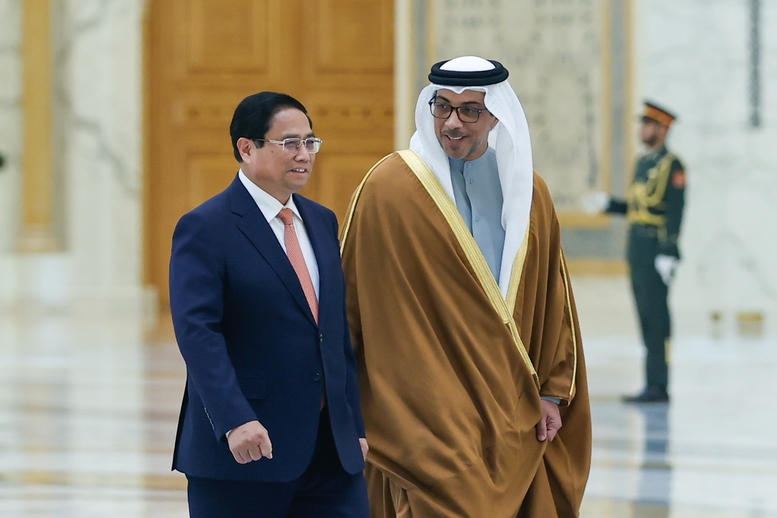 UAE bắn 21 ph&aacute;t đại b&aacute;c ch&agrave;o đ&oacute;n Thủ tướng Phạm Minh Ch&iacute;nh- Ảnh 7.