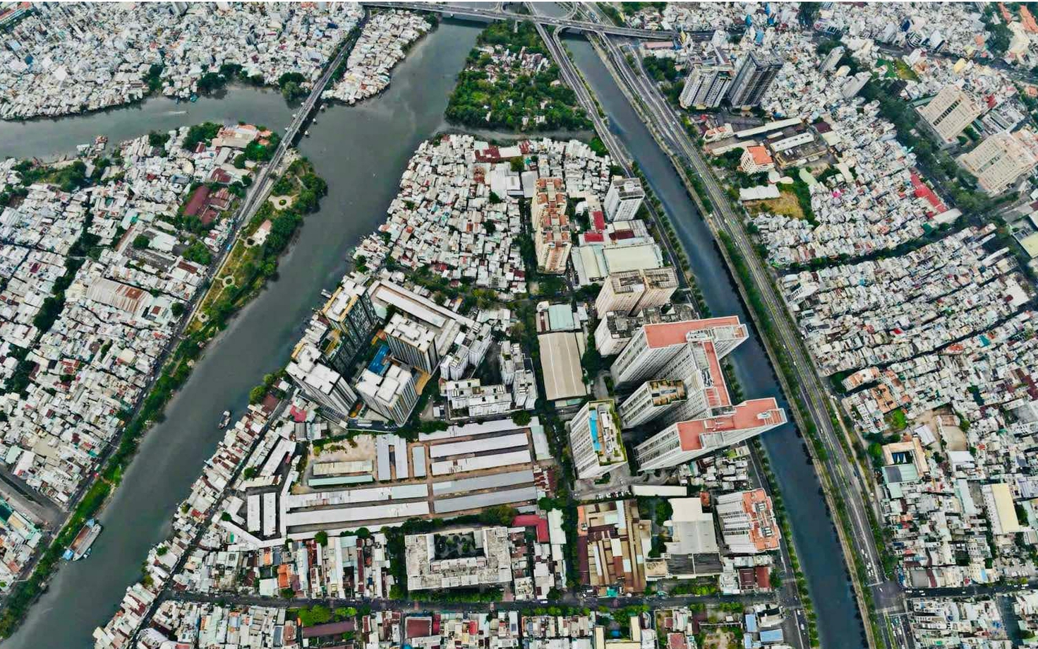 Th&uacute;c giải ng&acirc;n vốn đầu tư cầu đường hơn 3.700 tỷ ở ph&iacute;a nam TP.HCM
