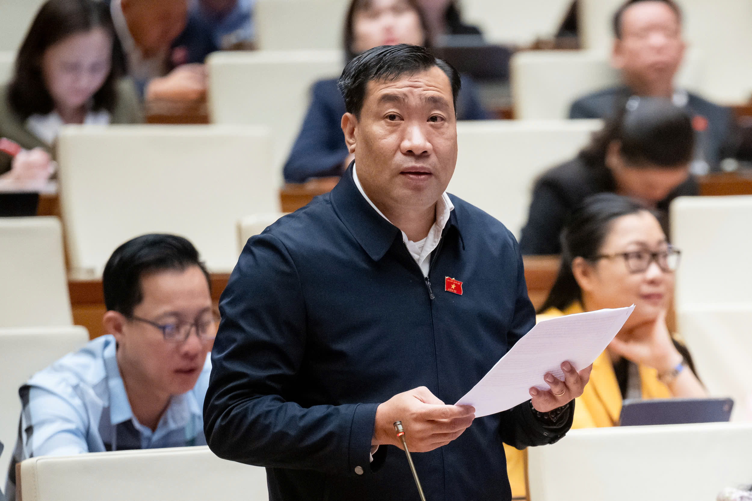 Áp thuế 5% với phân bón làm nóng nghị trường Quốc hội- Ảnh 2. Áp thuế 5% với phân bón làm nóng nghị trường Quốc hội- Ảnh 2.