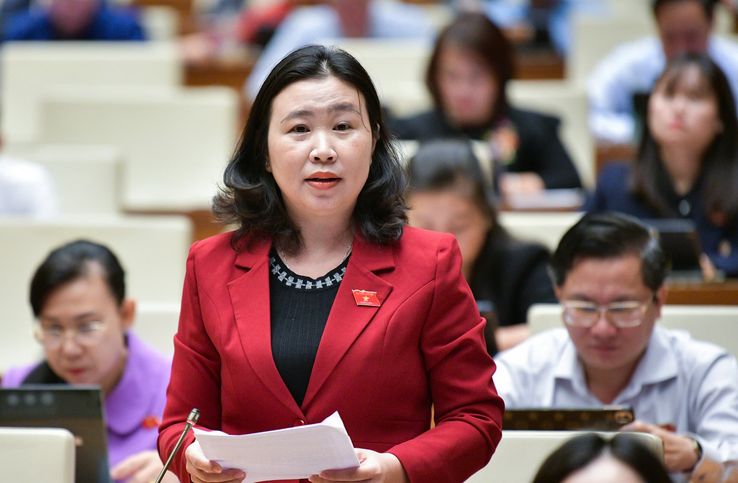 Áp thuế 5% với phân bón làm nóng nghị trường Quốc hội- Ảnh 1. Áp thuế 5% với phân bón làm nóng nghị trường Quốc hội- Ảnh 1.