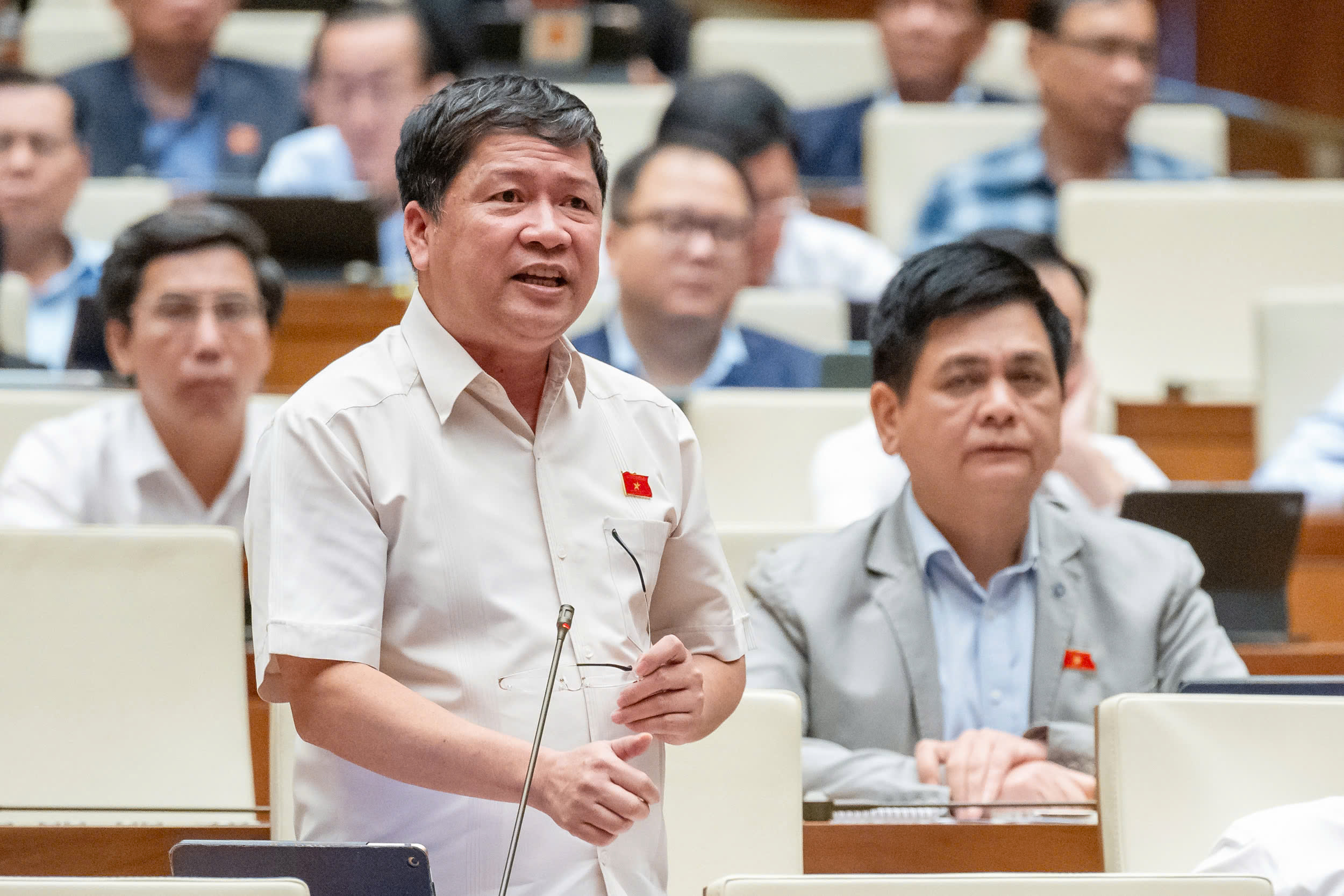 Áp thuế 5% với phân bón làm nóng nghị trường Quốc hội- Ảnh 3. Áp thuế 5% với phân bón làm nóng nghị trường Quốc hội- Ảnh 3.