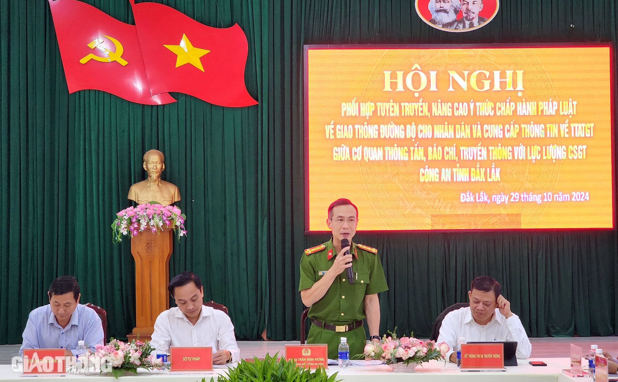 C&ocirc;ng an Đắk Lắk t&igrave;m giải ph&aacute;p k&eacute;o giảm tai nạn giao th&ocirc;ng bền vững- Ảnh 3.