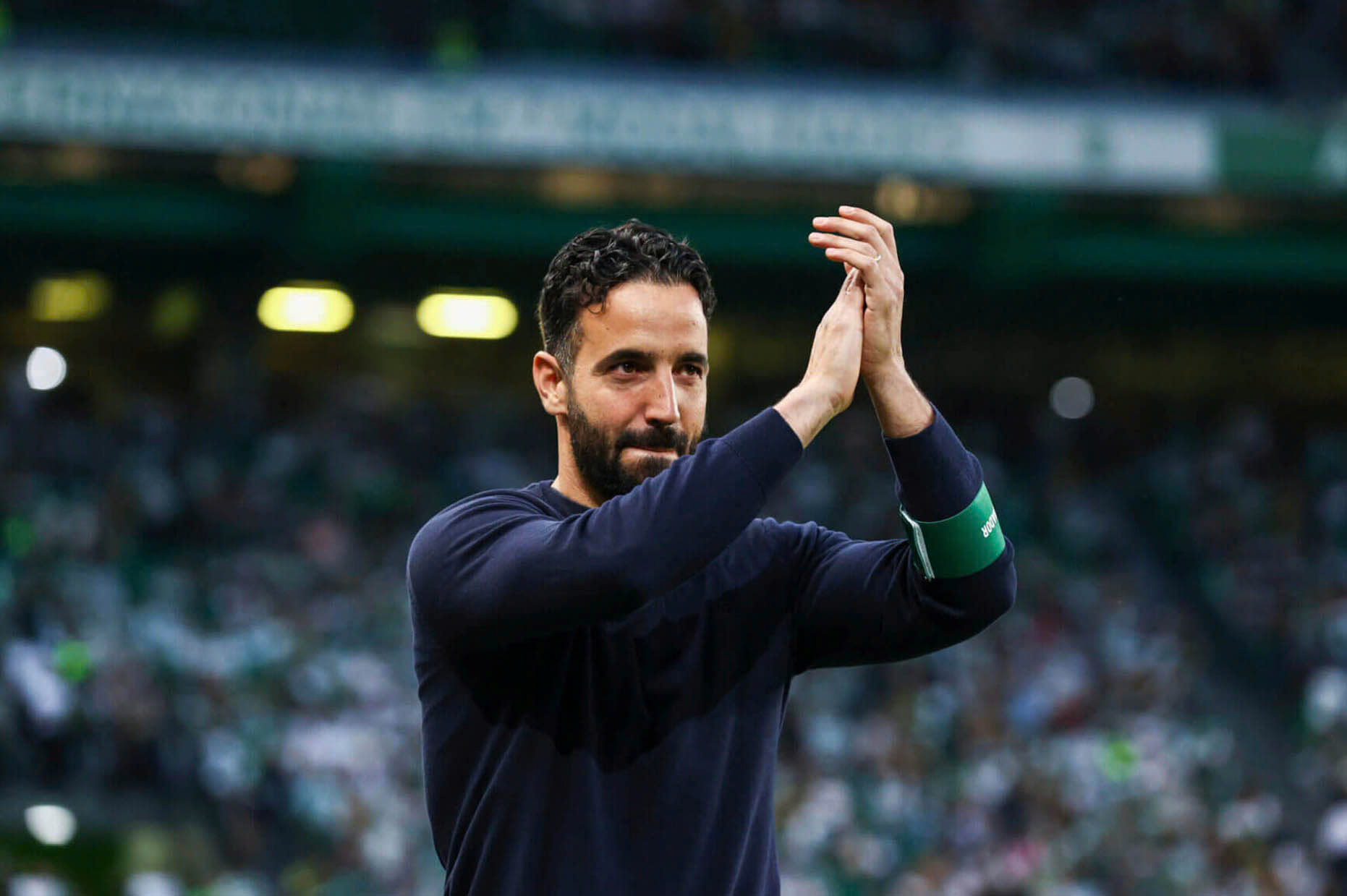 MU đ&atilde; t&igrave;m được người thay Ten Hag, trả lương cao thứ 4 Ngoại hạng Anh- Ảnh 1.