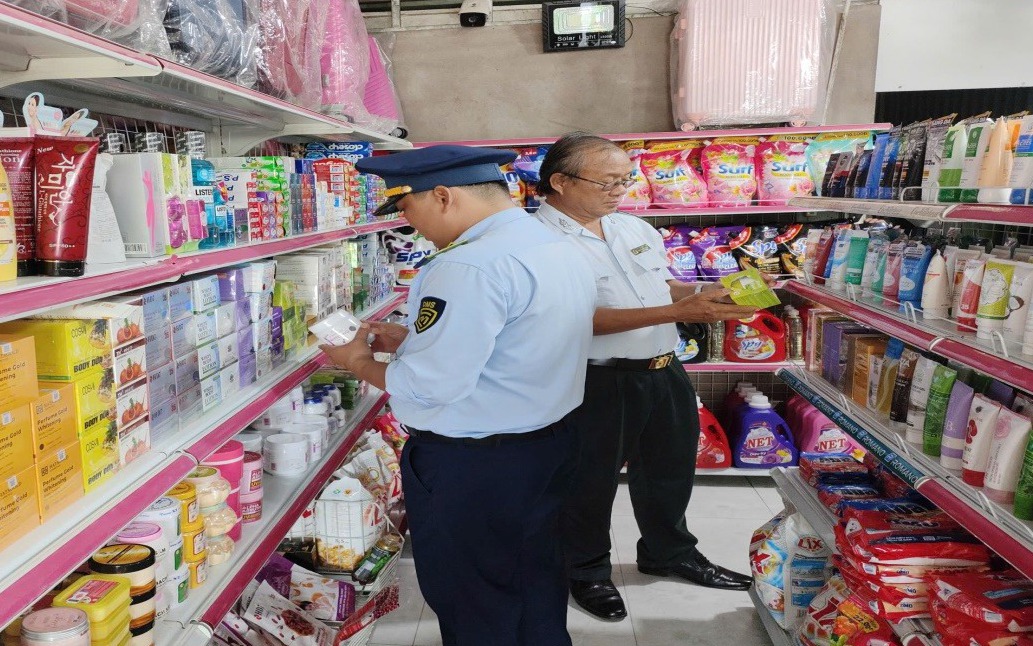 Tăng kiểm tra, thanh tra để dẹp nạn h&agrave;ng giả, h&agrave;ng nh&aacute;i