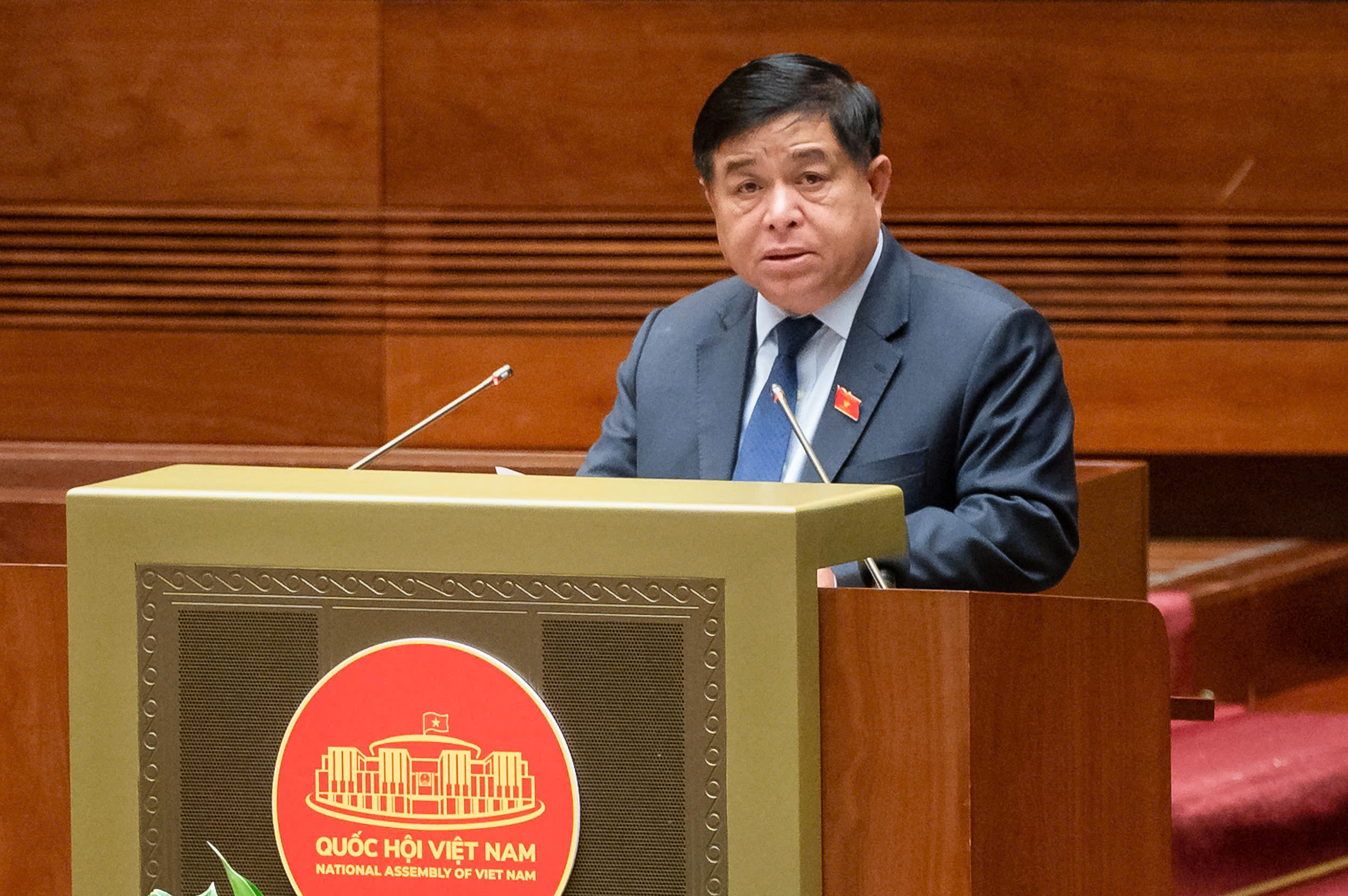 Băn khoăn đề xuất giao UBND cấp tỉnh quyết dự &aacute;n bến cảng dưới 2.300 tỷ đồng- Ảnh 1.