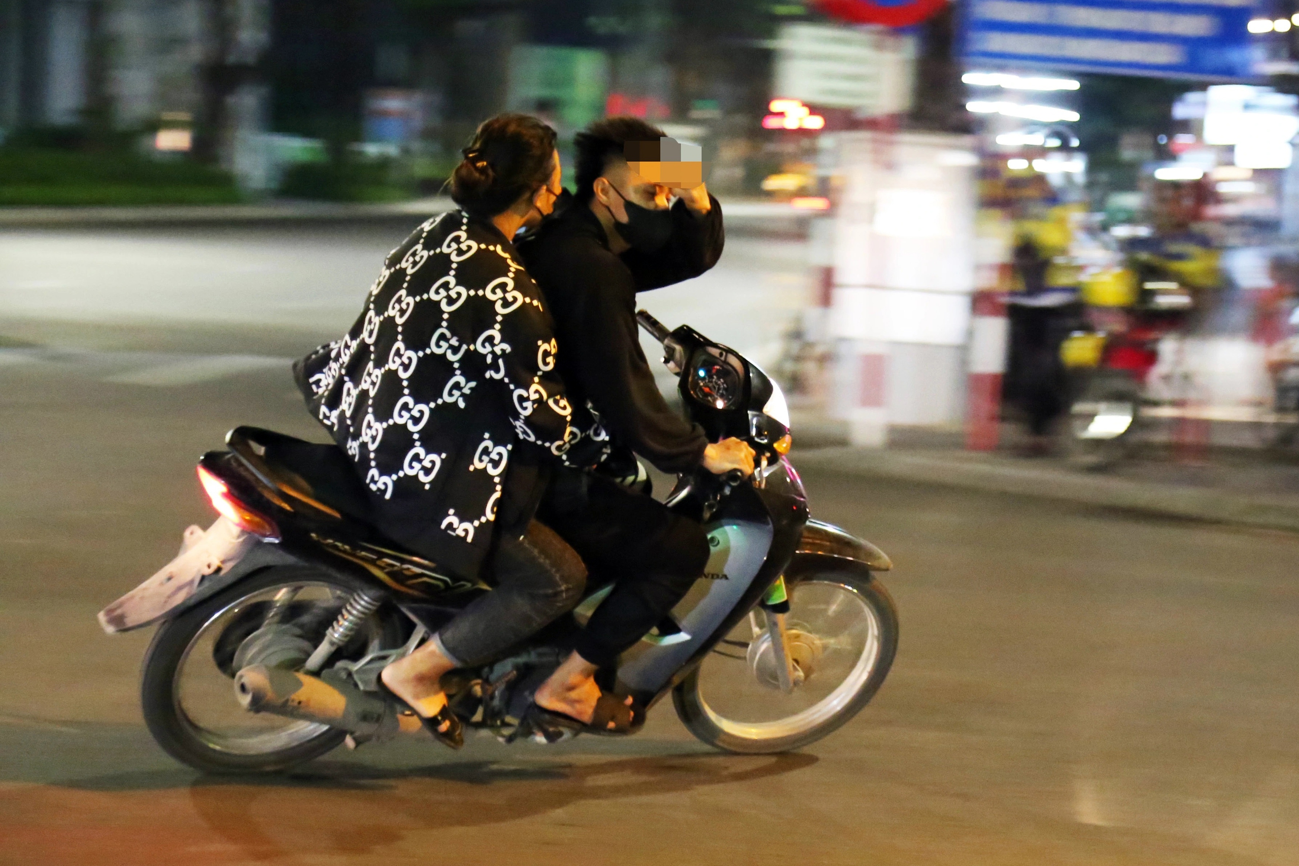 Giao xe cho người chưa đủ điều kiện điều khiển có thể bị phạt 7 năm tù- Ảnh 1. Giao xe cho người chưa đủ điều kiện điều khiển có thể bị phạt 7 năm tù- Ảnh 1.