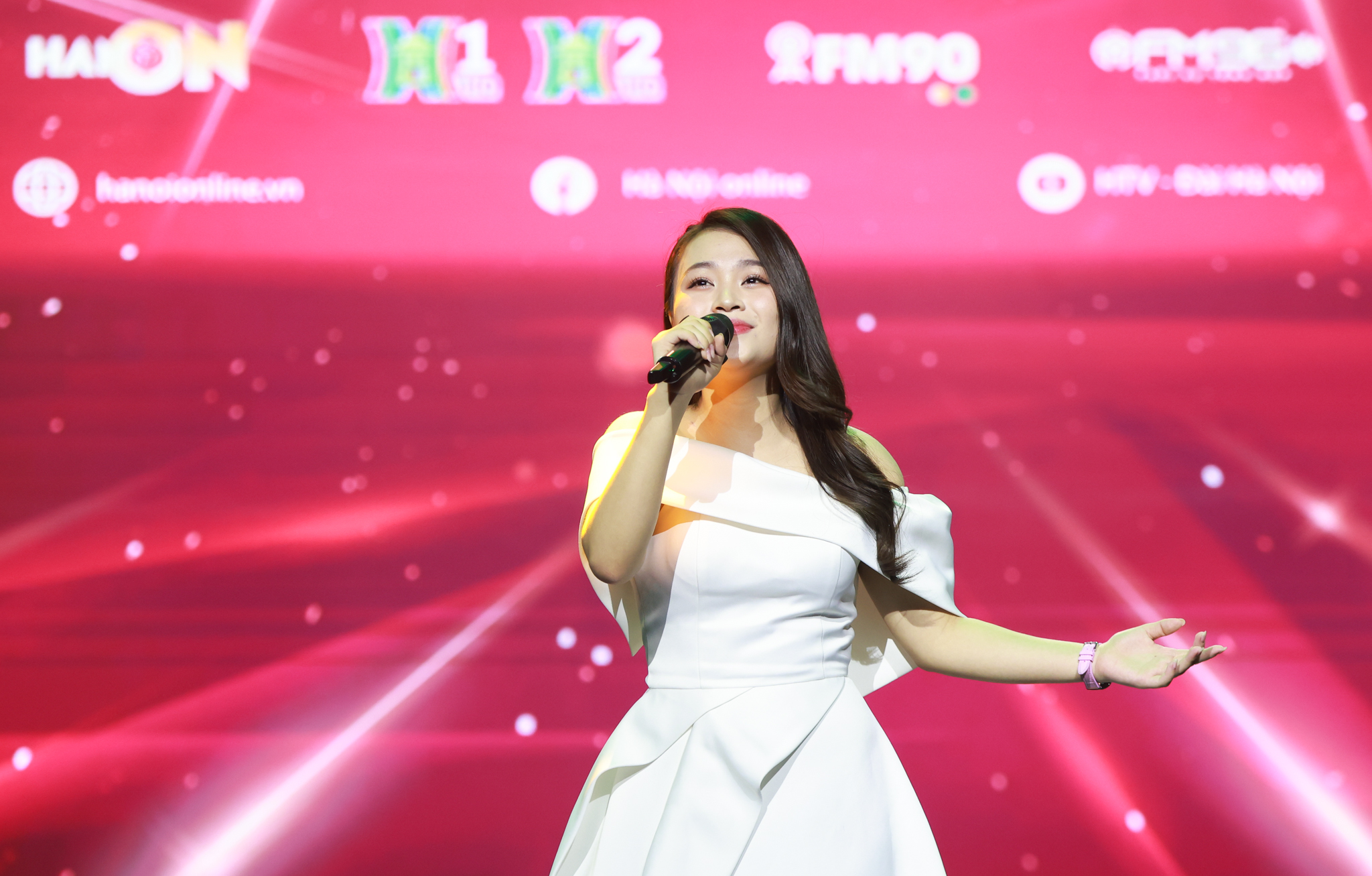 Quán quân Tiếng hát Hà Nội 2024 sẽ nhận nửa tỷ đồng- Ảnh 2. Quán quân Tiếng hát Hà Nội 2024 sẽ nhận nửa tỷ đồng- Ảnh 2.