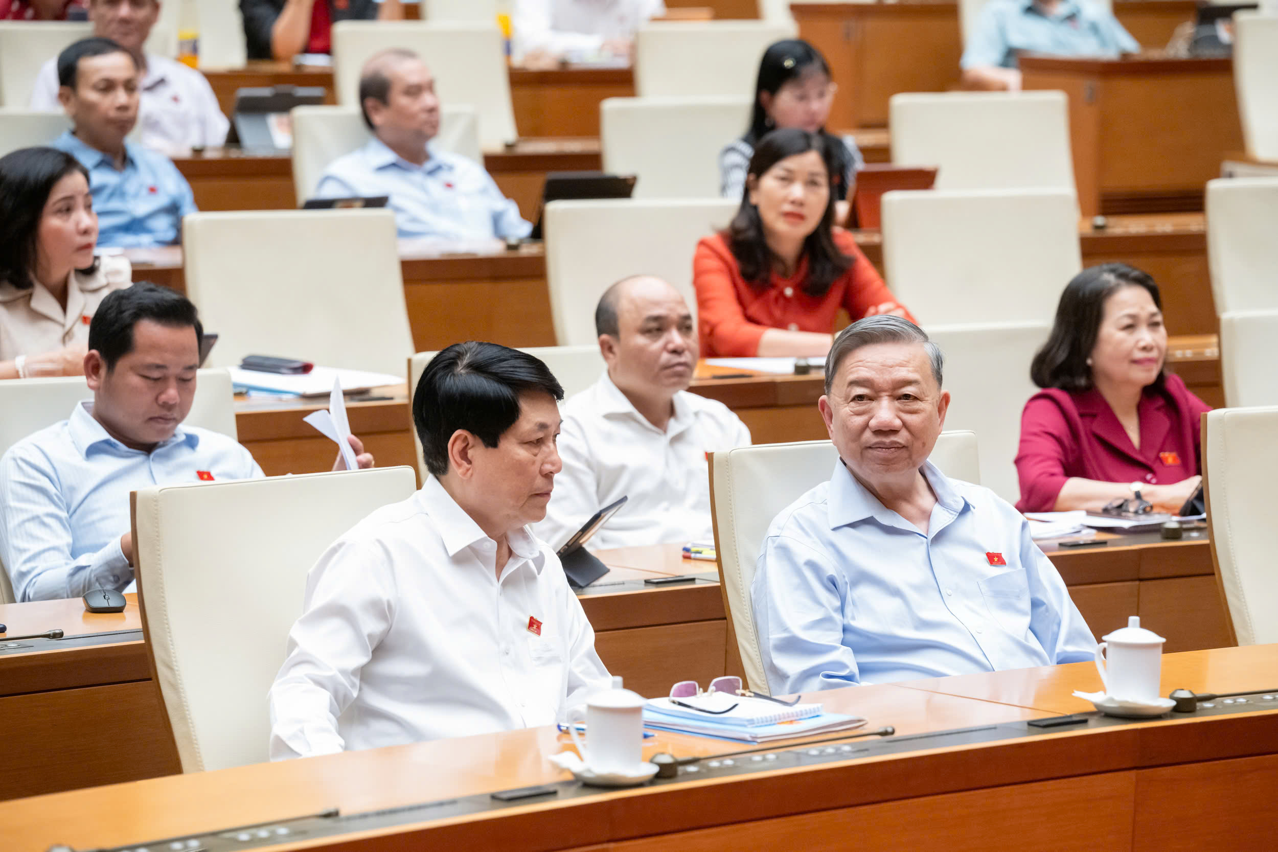 Đề nghị thanh to&aacute;n cho bệnh nh&acirc;n c&oacute; bảo hiểm y tế phải mua thuốc b&ecirc;n ngo&agrave;i- Ảnh 2.