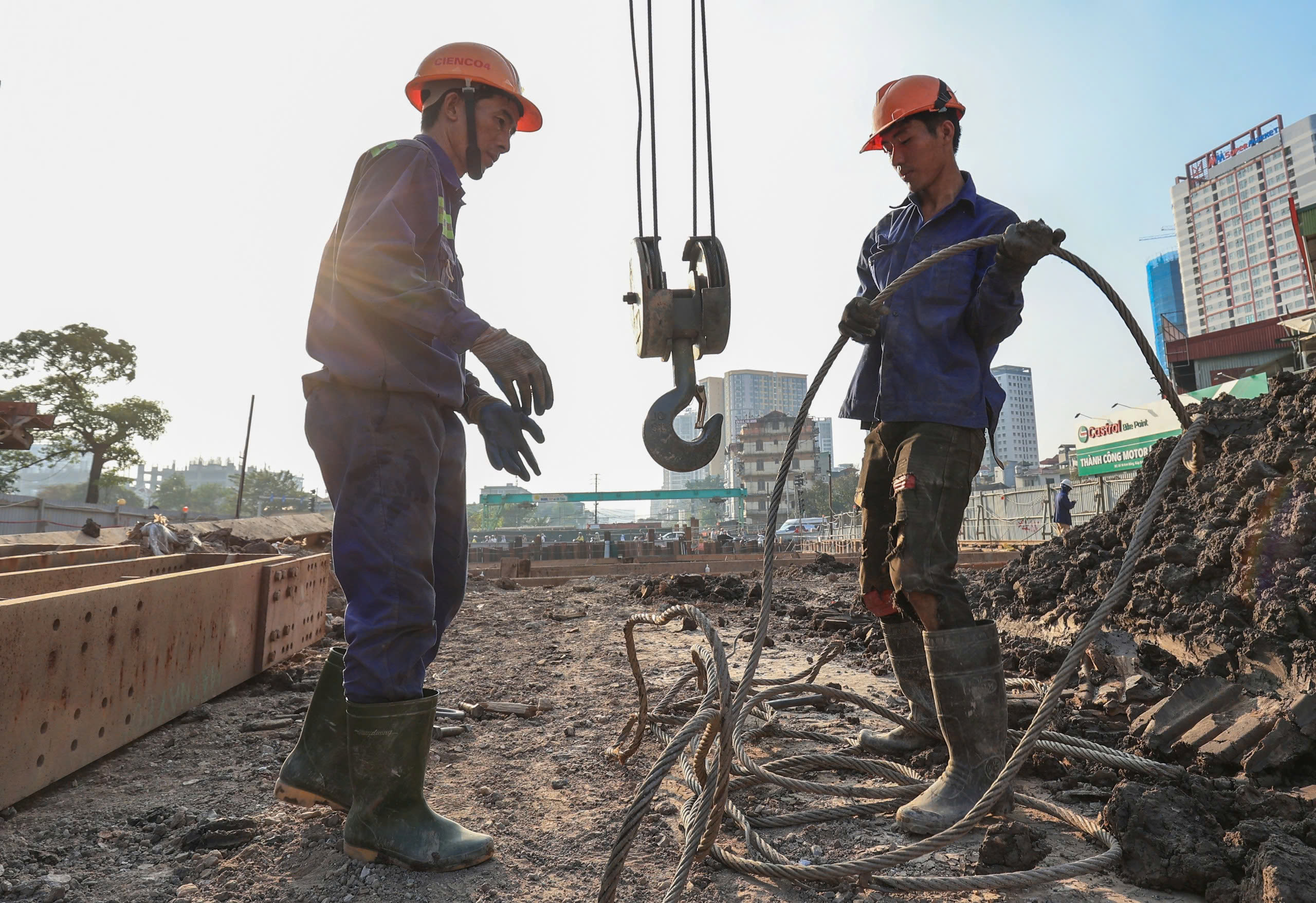 Cận cảnh hầm chui gần 800 tỷ đồng ở H&agrave; Nội sau 2 năm thi c&ocirc;ng- Ảnh 13.