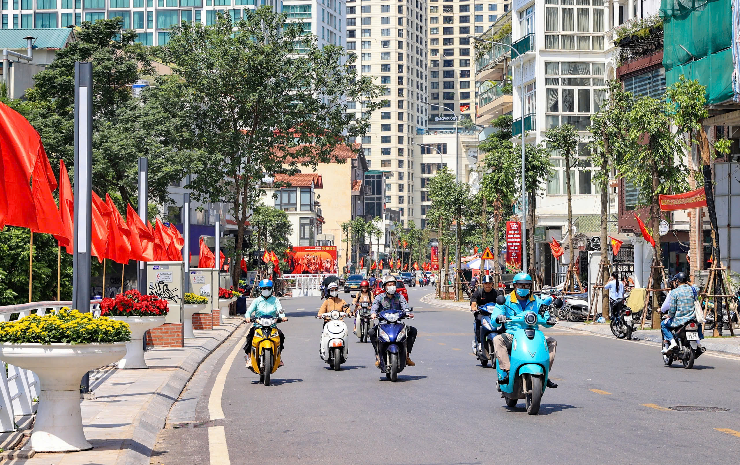 H&agrave; Nội: Ngắm đường Xu&acirc;n Diệu vừa th&ocirc;ng xe sau nhiều năm thi c&ocirc;ng- Ảnh 6.