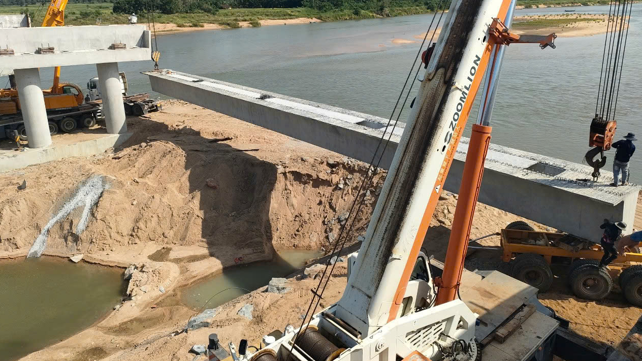 Cầu d&agrave;i nhất cao tốc Ch&iacute; Thạnh - V&acirc;n Phong sẽ ho&agrave;n th&agrave;nh v&agrave;o 30/4/2025- Ảnh 5.