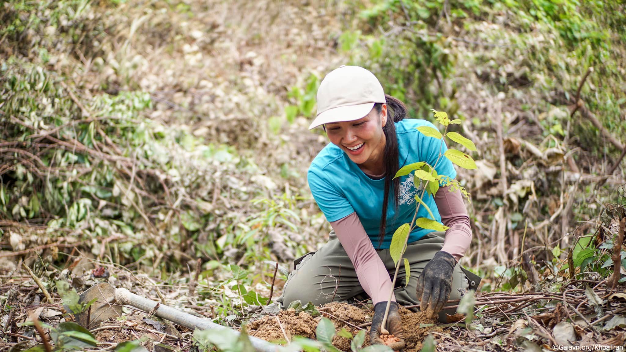 H'Hen Ni&ecirc;: "T&ocirc;i chỉ quan t&acirc;m vấn đề chuy&ecirc;n m&ocirc;n tại Miss Cosmo 2024"- Ảnh 3.