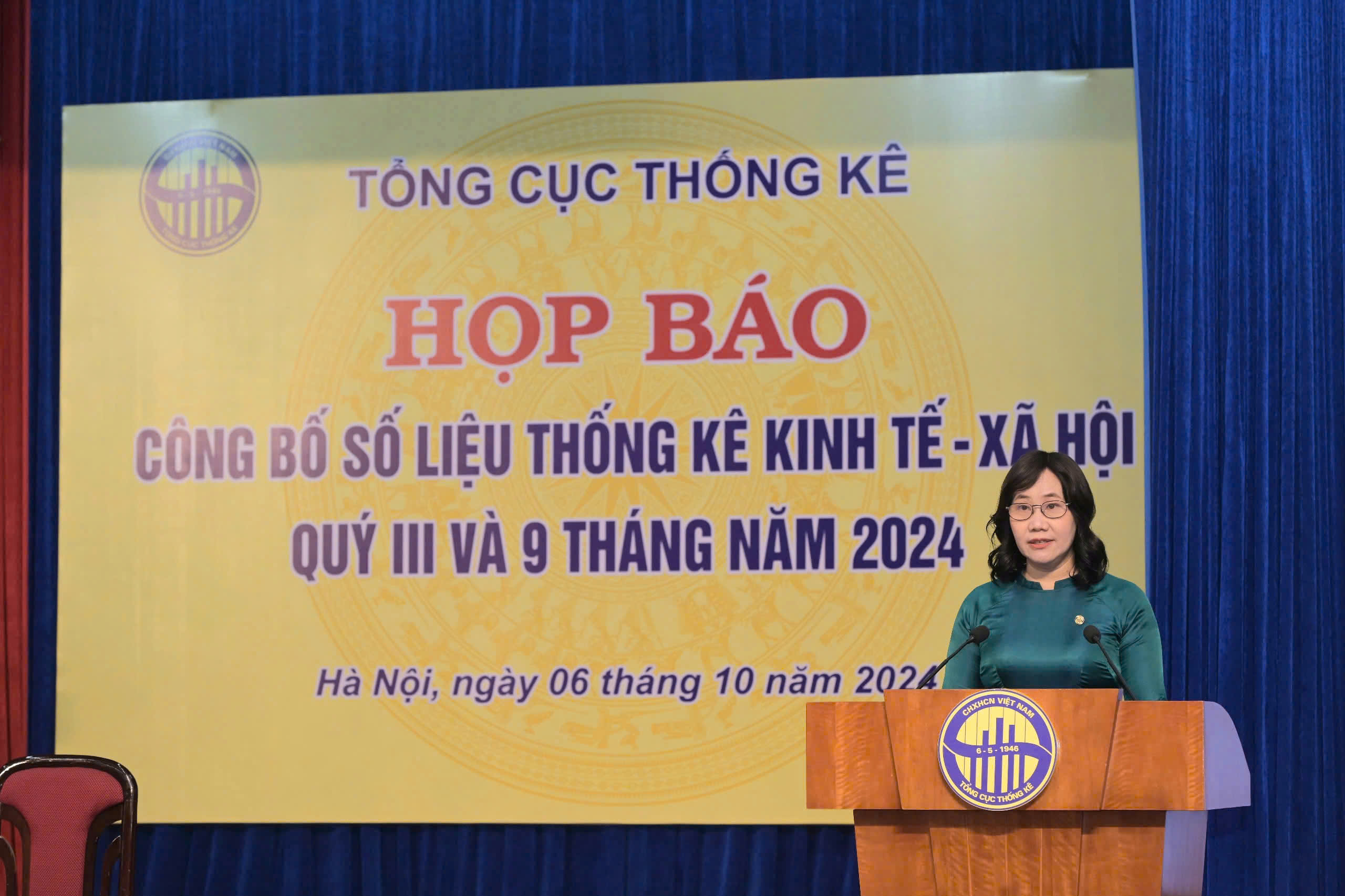GDP qu&yacute; III tăng 7,40%, khu vực thiệt hại v&igrave; cơn b&atilde;o số 3 chỉ tăng 2,58%- Ảnh 1.