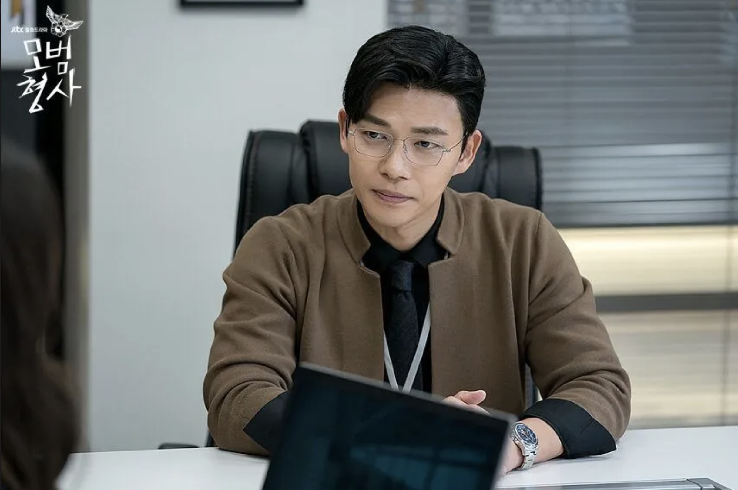 H&eacute; lộ c&aacute;t s&ecirc; ch&ecirc;nh lệch h&agrave;ng ngh&igrave;n lần của diễn vi&ecirc;n H&agrave;n Quốc- Ảnh 1.