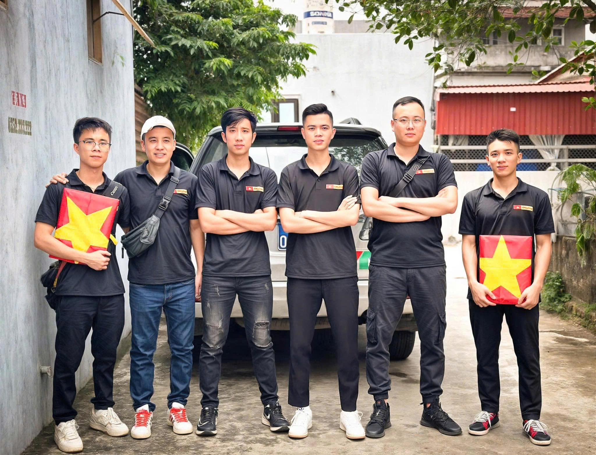 Xúc động chuyện phục dựng ảnh cho những gia đình ở Làng Nủ- Ảnh 3. Xúc động chuyện phục dựng ảnh cho những gia đình ở Làng Nủ- Ảnh 3.